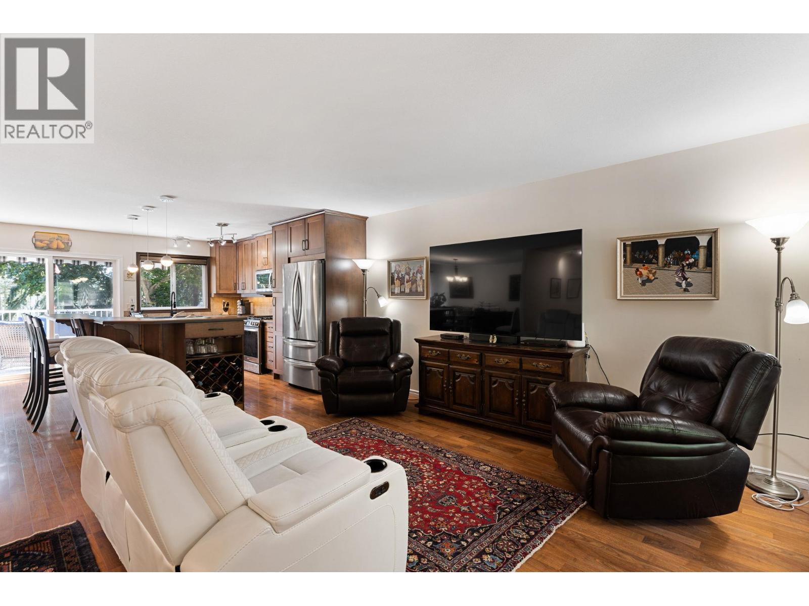 2211 Shannon Woods Place
