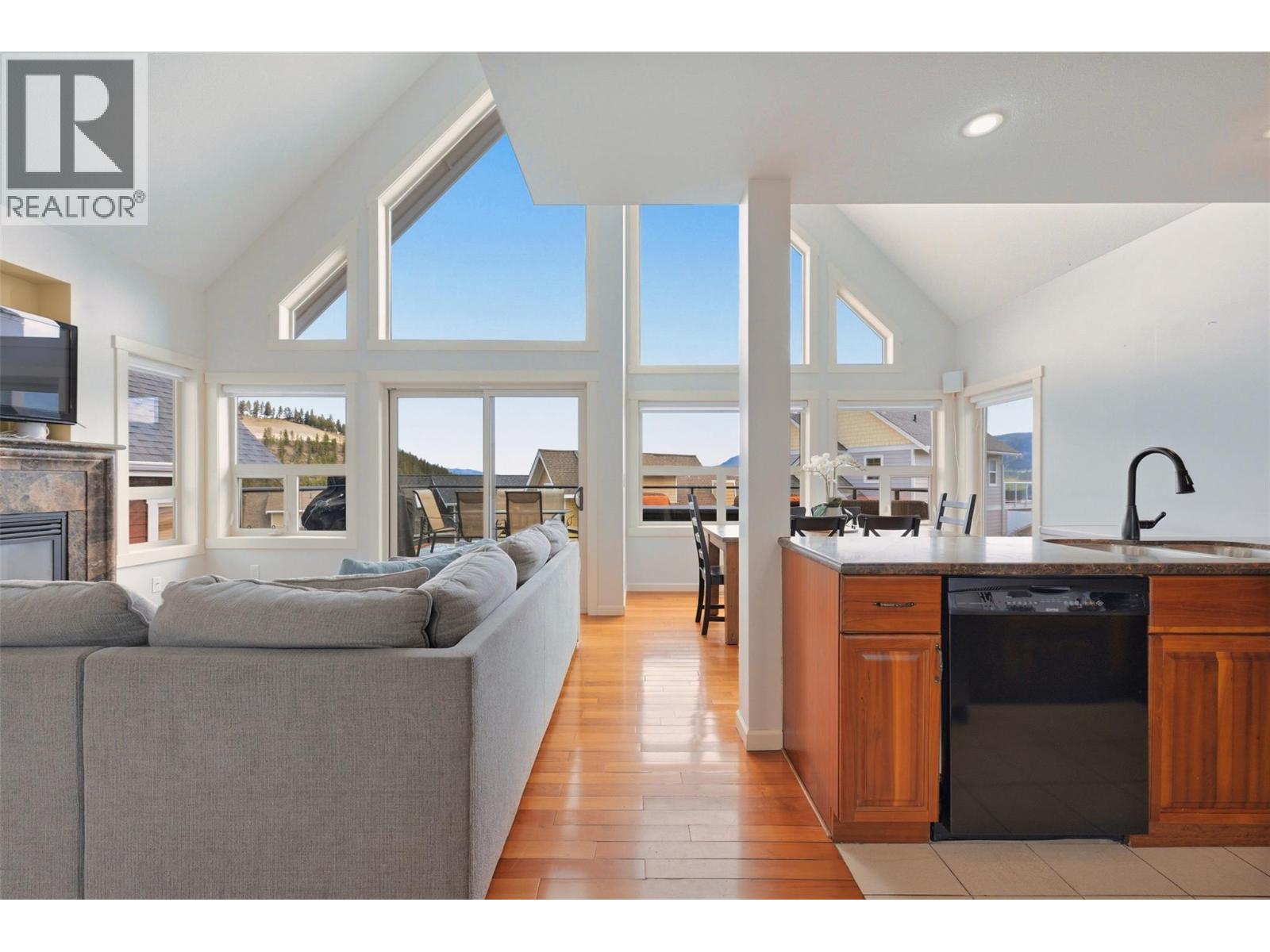 6765 La Palma Loop Unit# 220