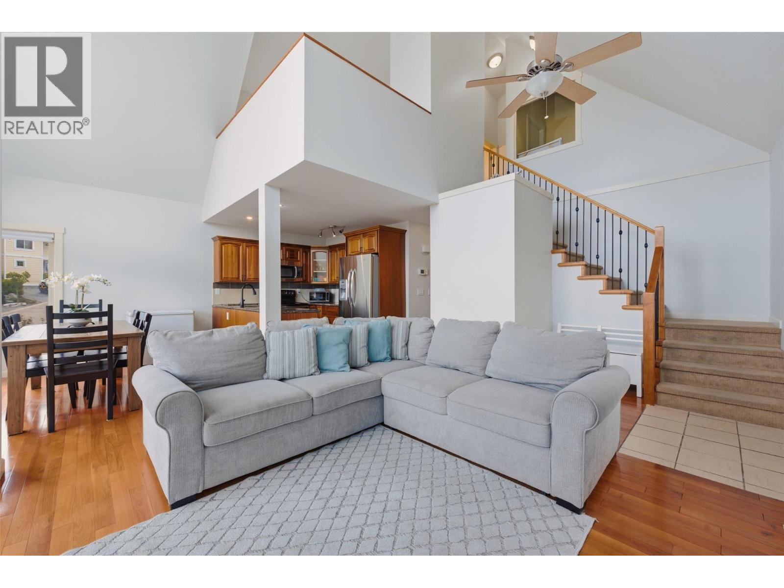 6765 La Palma Loop Unit# 220