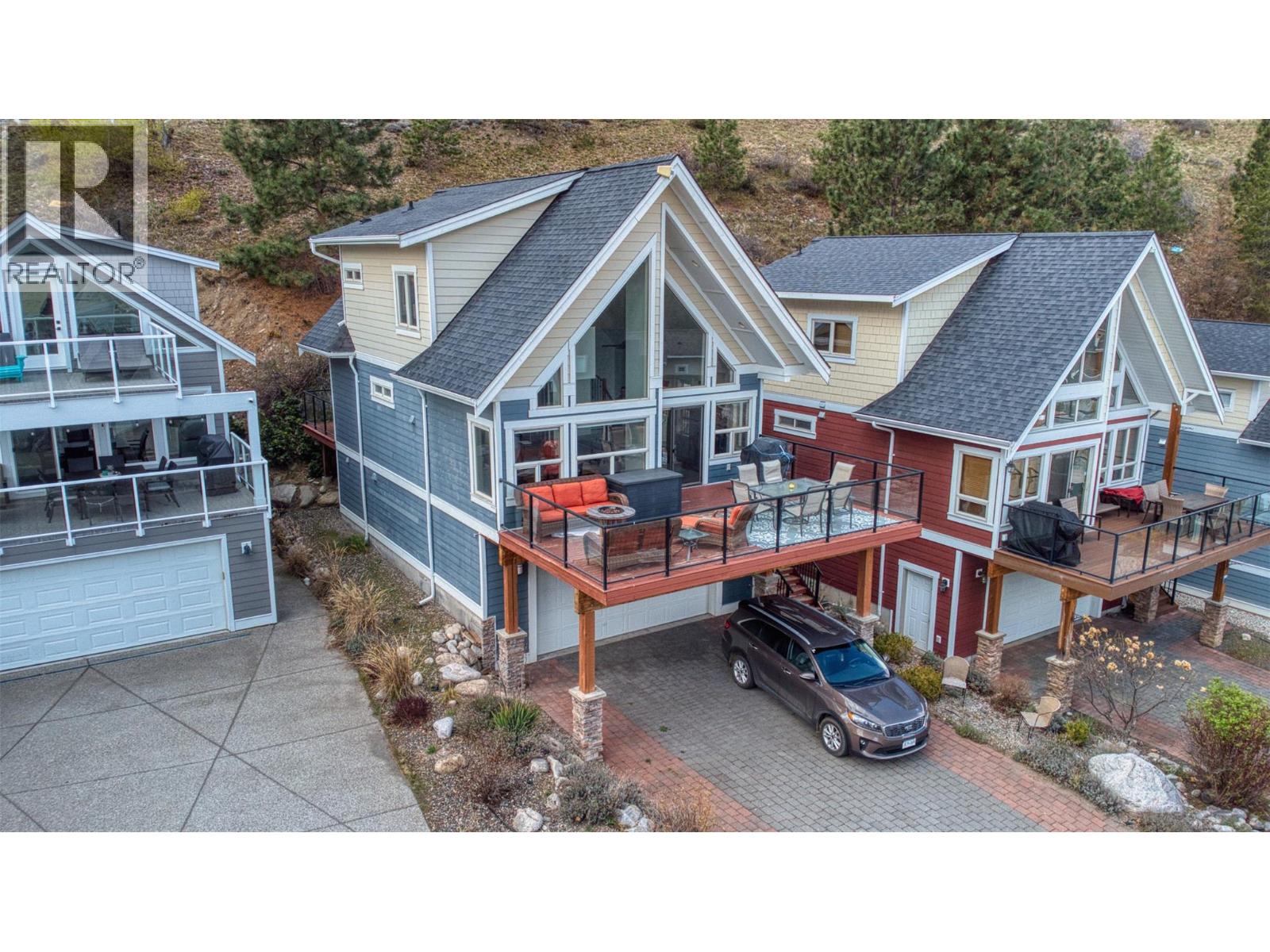 6765 La Palma Loop Unit# 220
