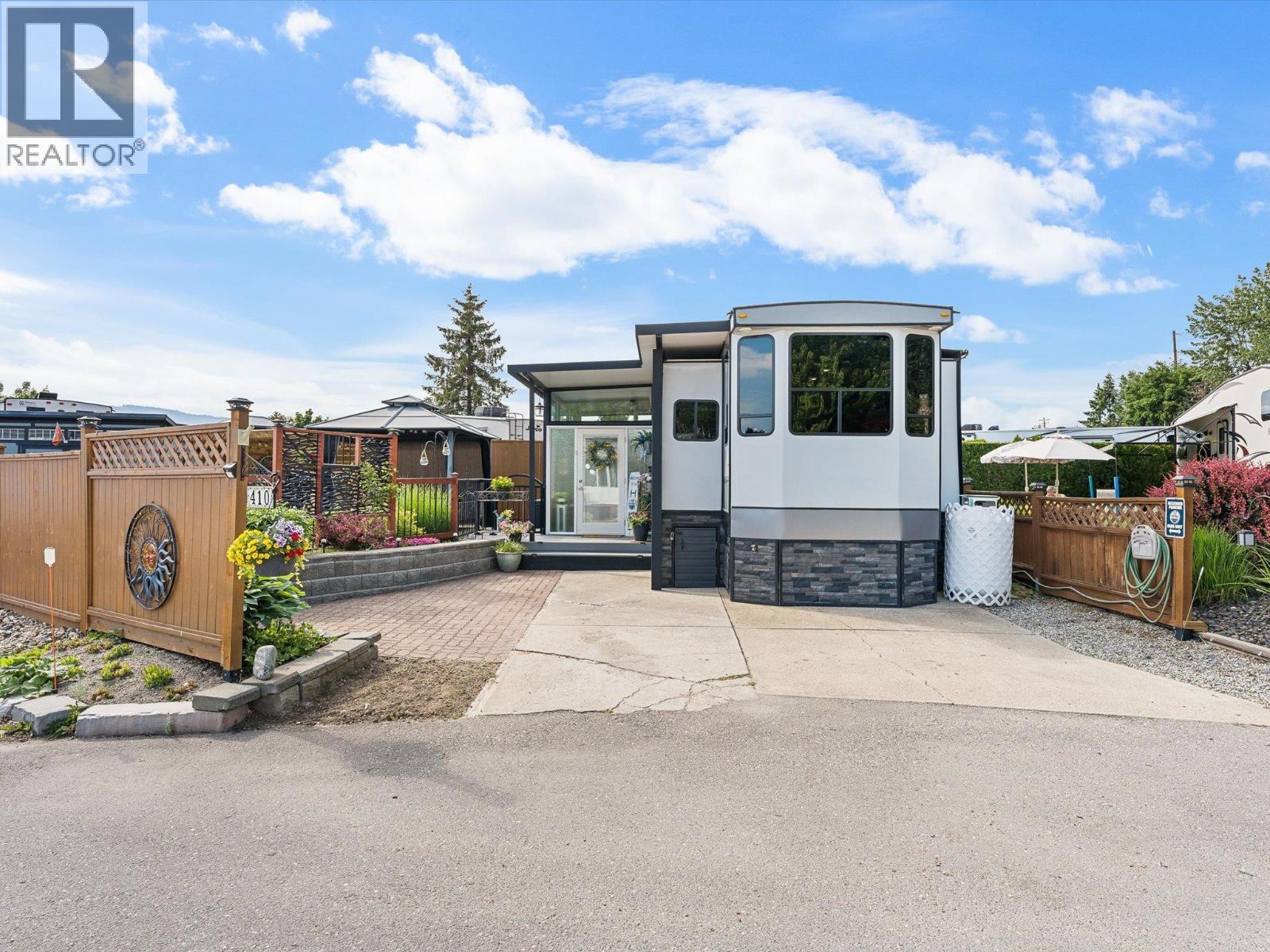 415 Commonwealth Road Unit# 410