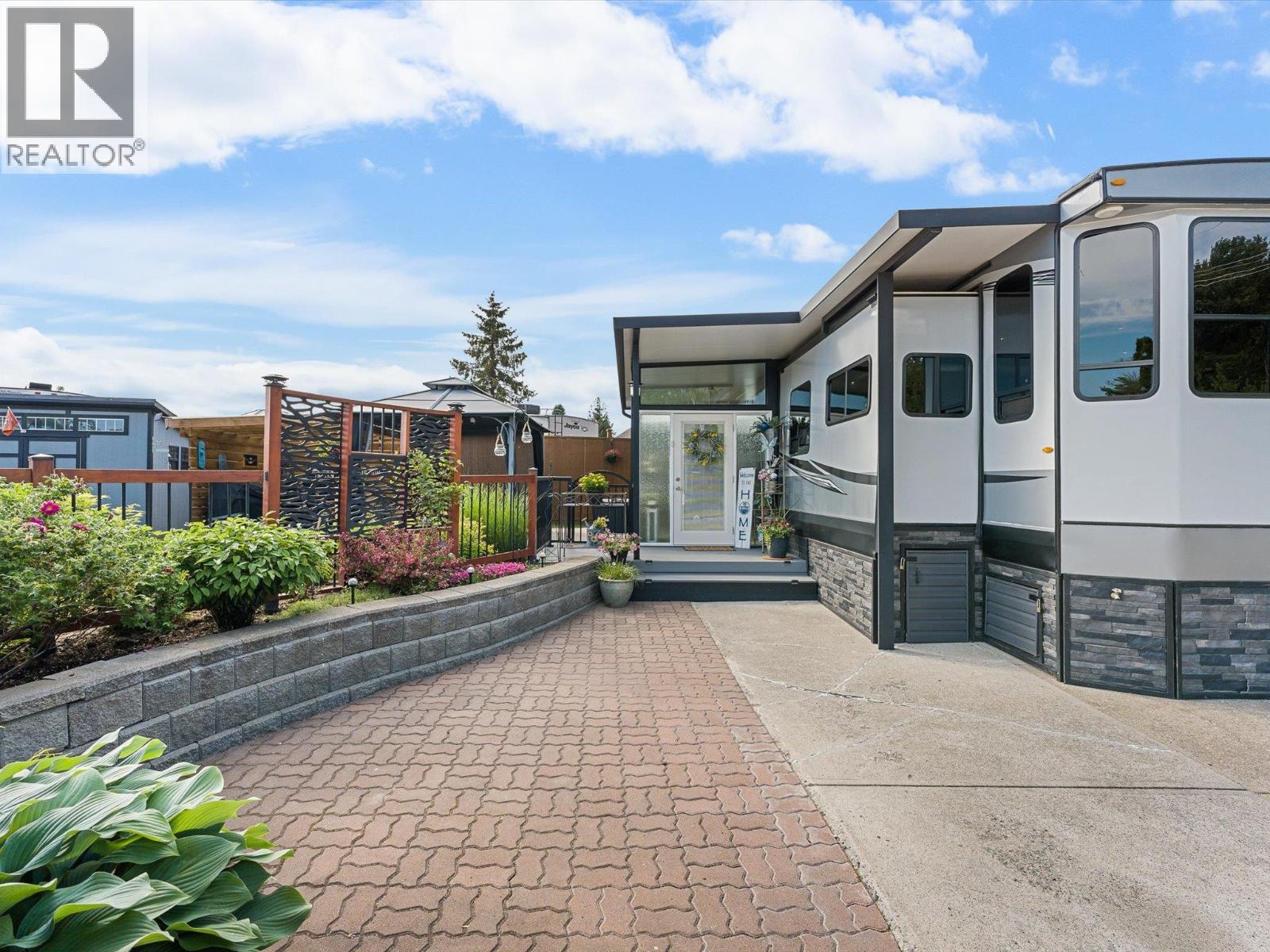 415 Commonwealth Road Unit# 410