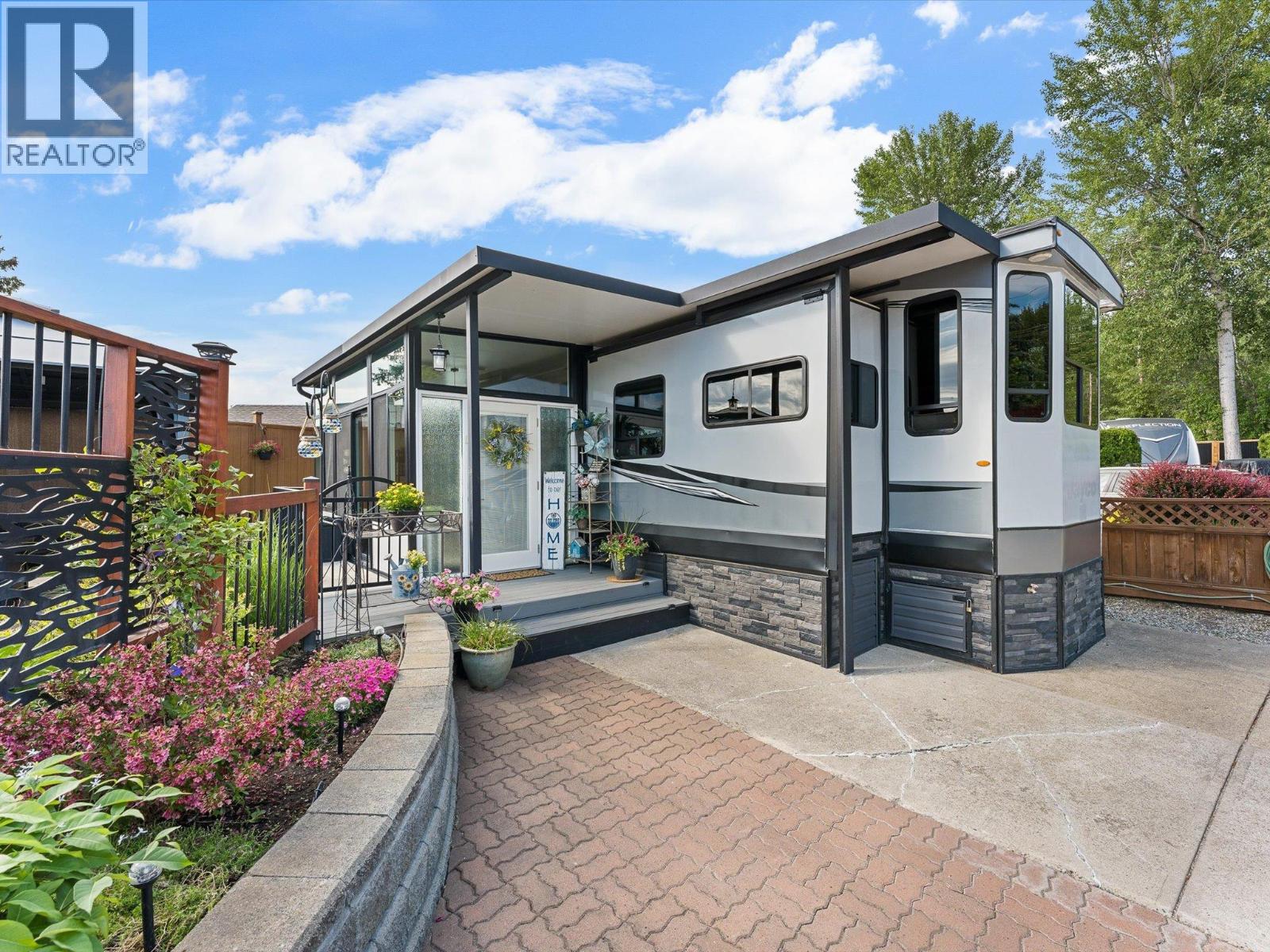 415 Commonwealth Road Unit# 410