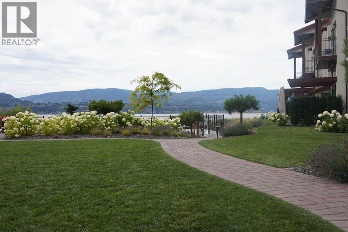 3756 Lakeshore Road Unit# 18