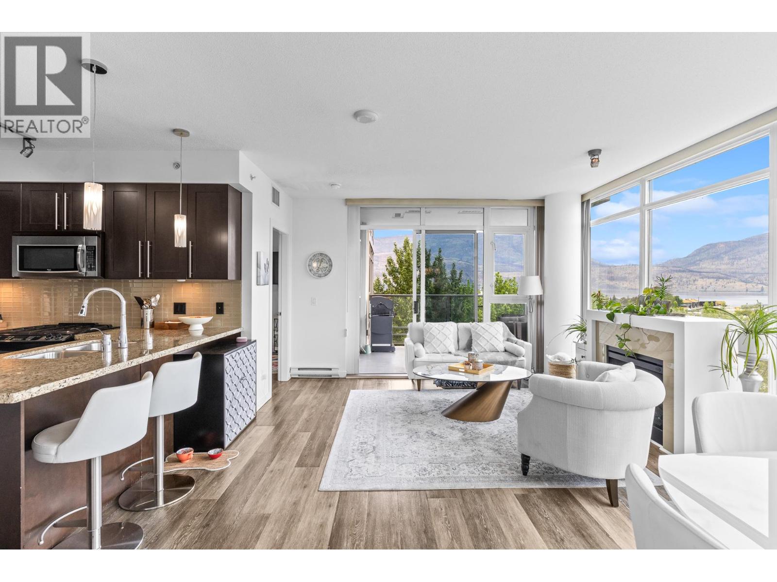 1075 Sunset Drive Unit# 702