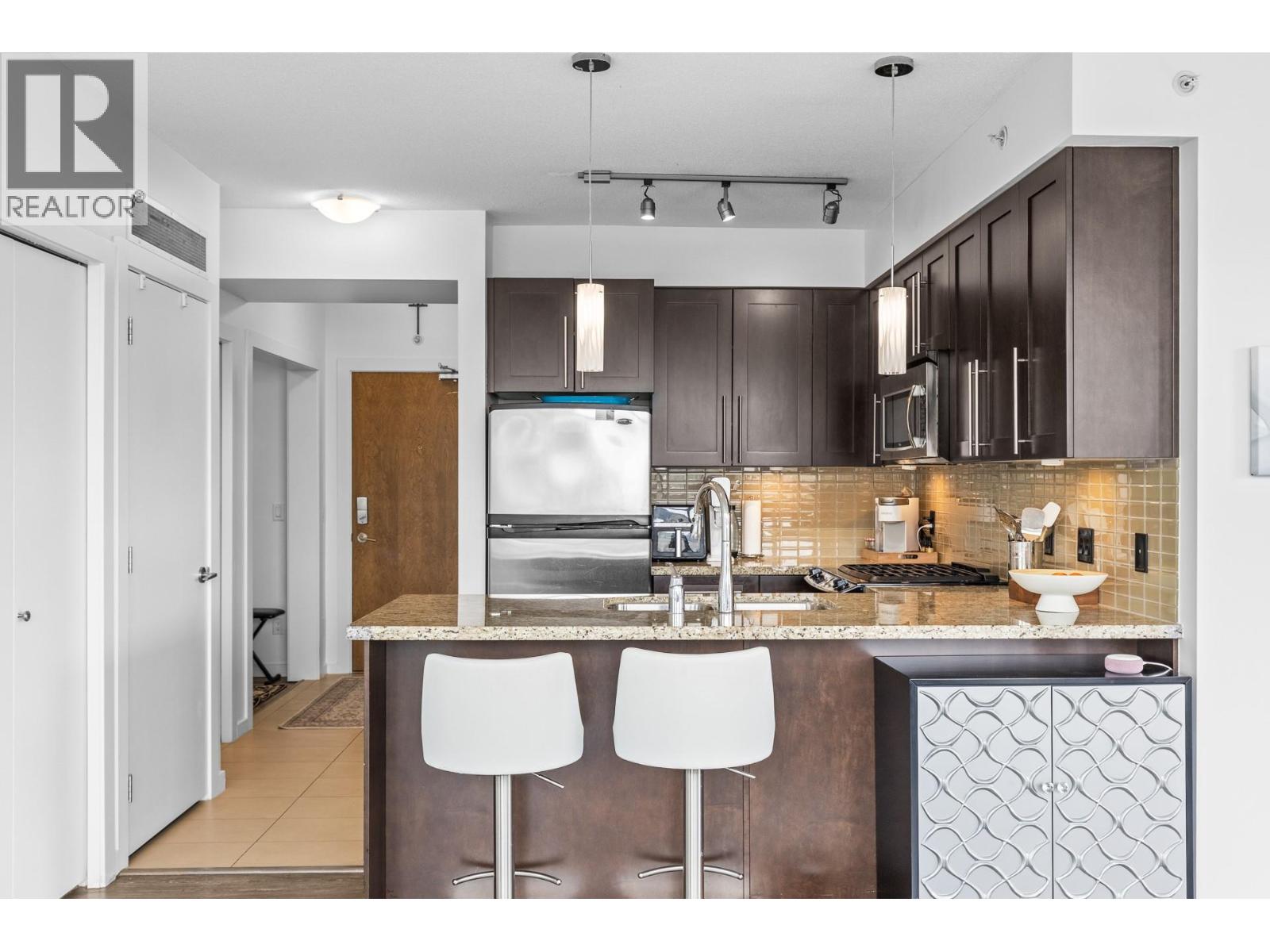 1075 Sunset Drive Unit# 702