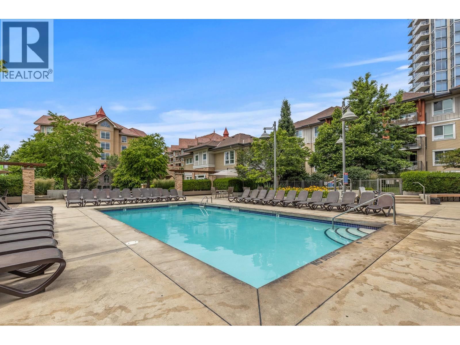 1075 Sunset Drive Unit# 702