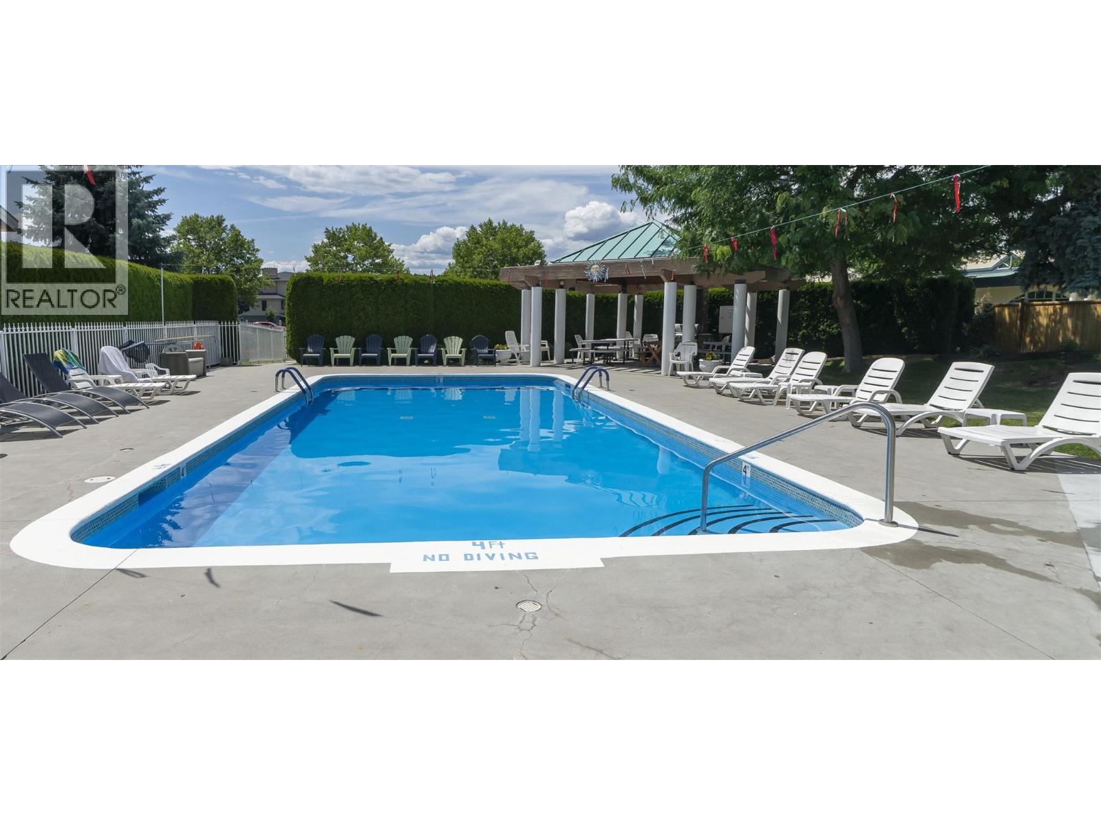 2350 Stillingfleet Road Unit# 216