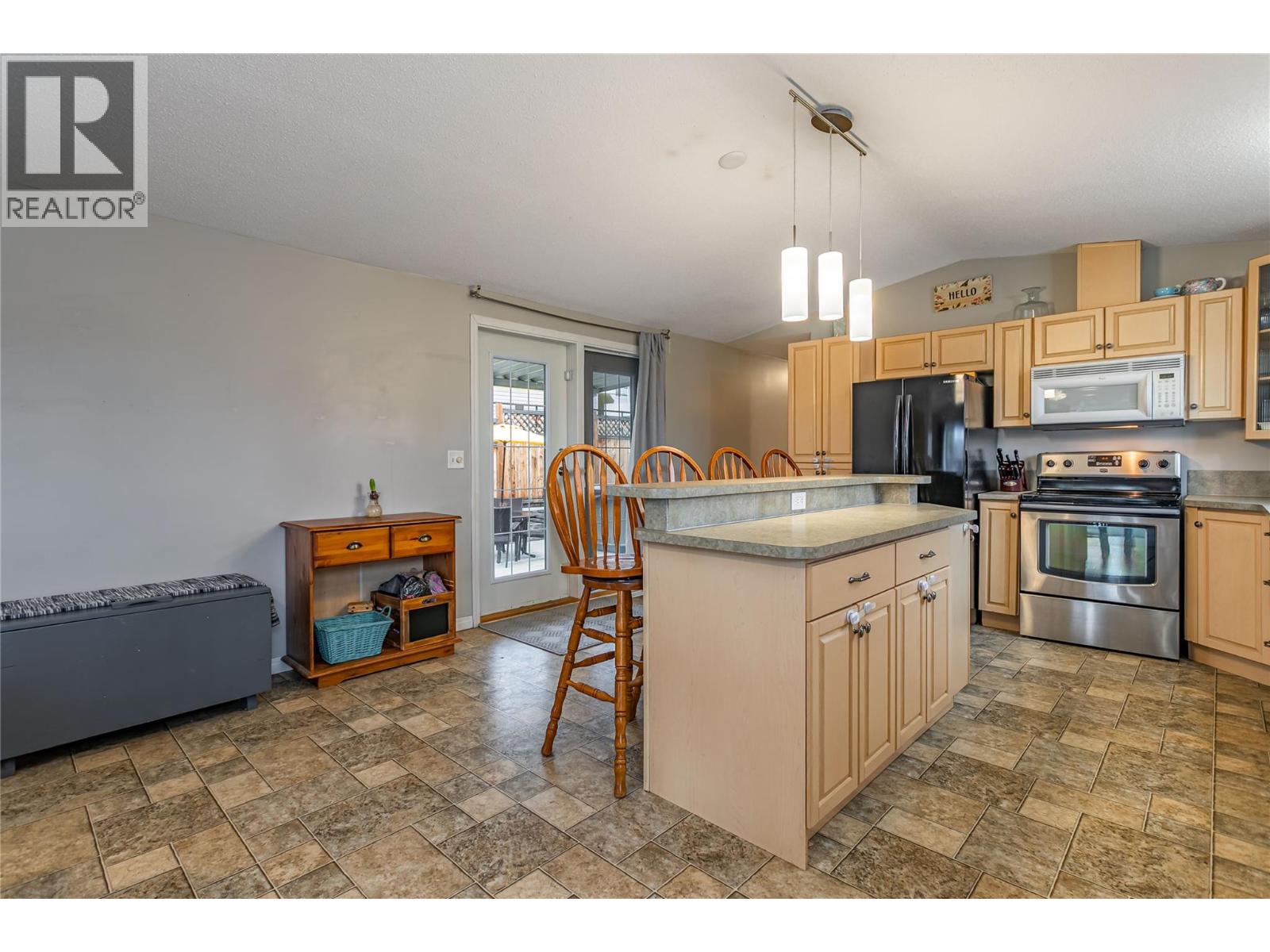 2550 Hollywood Road N Unit# 143