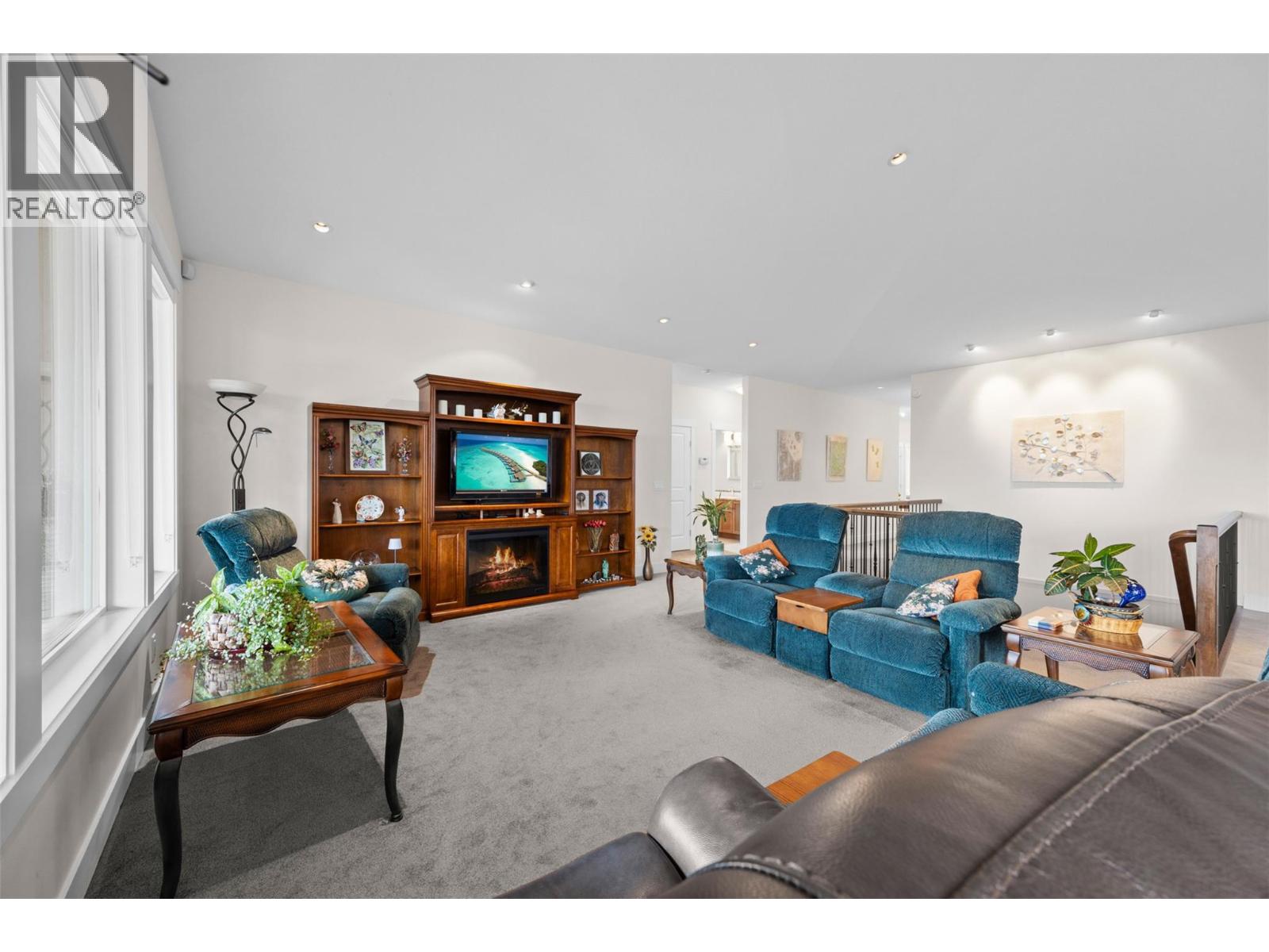 2589 Sylvia Road