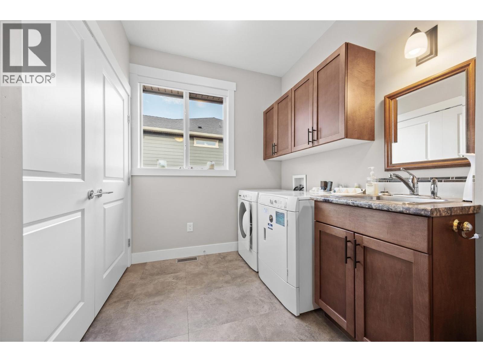2589 Sylvia Road