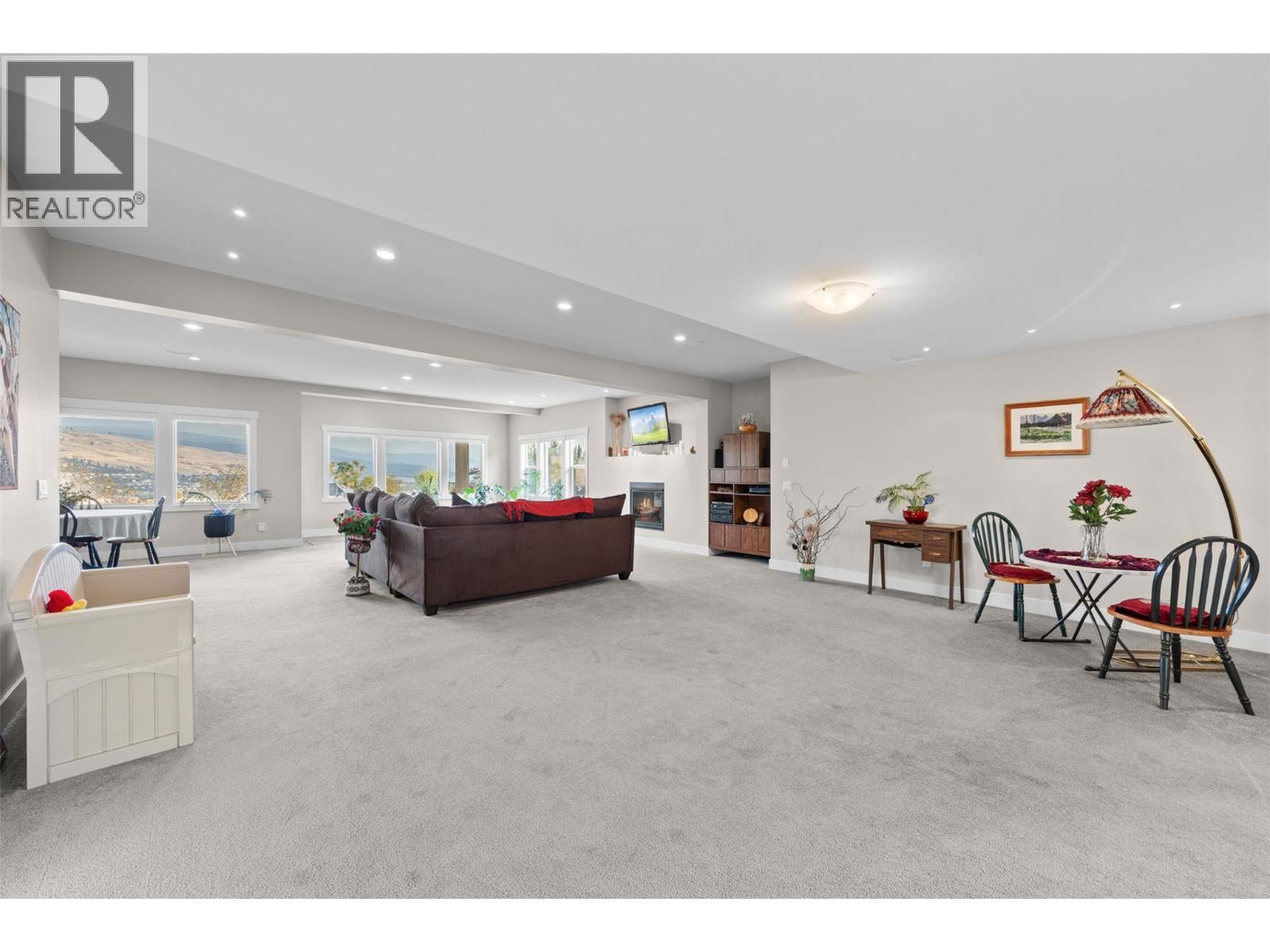2589 Sylvia Road