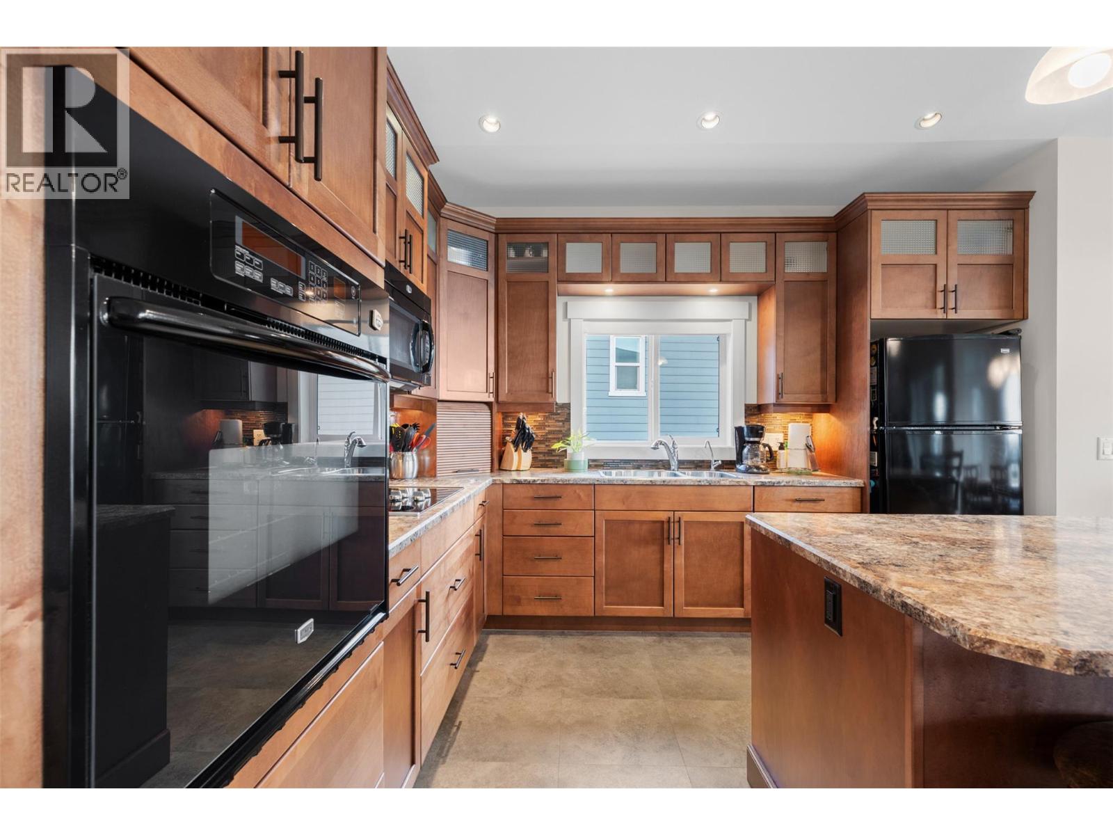 2589 Sylvia Road