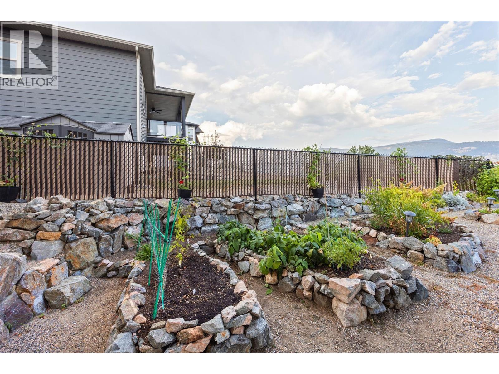 2589 Sylvia Road