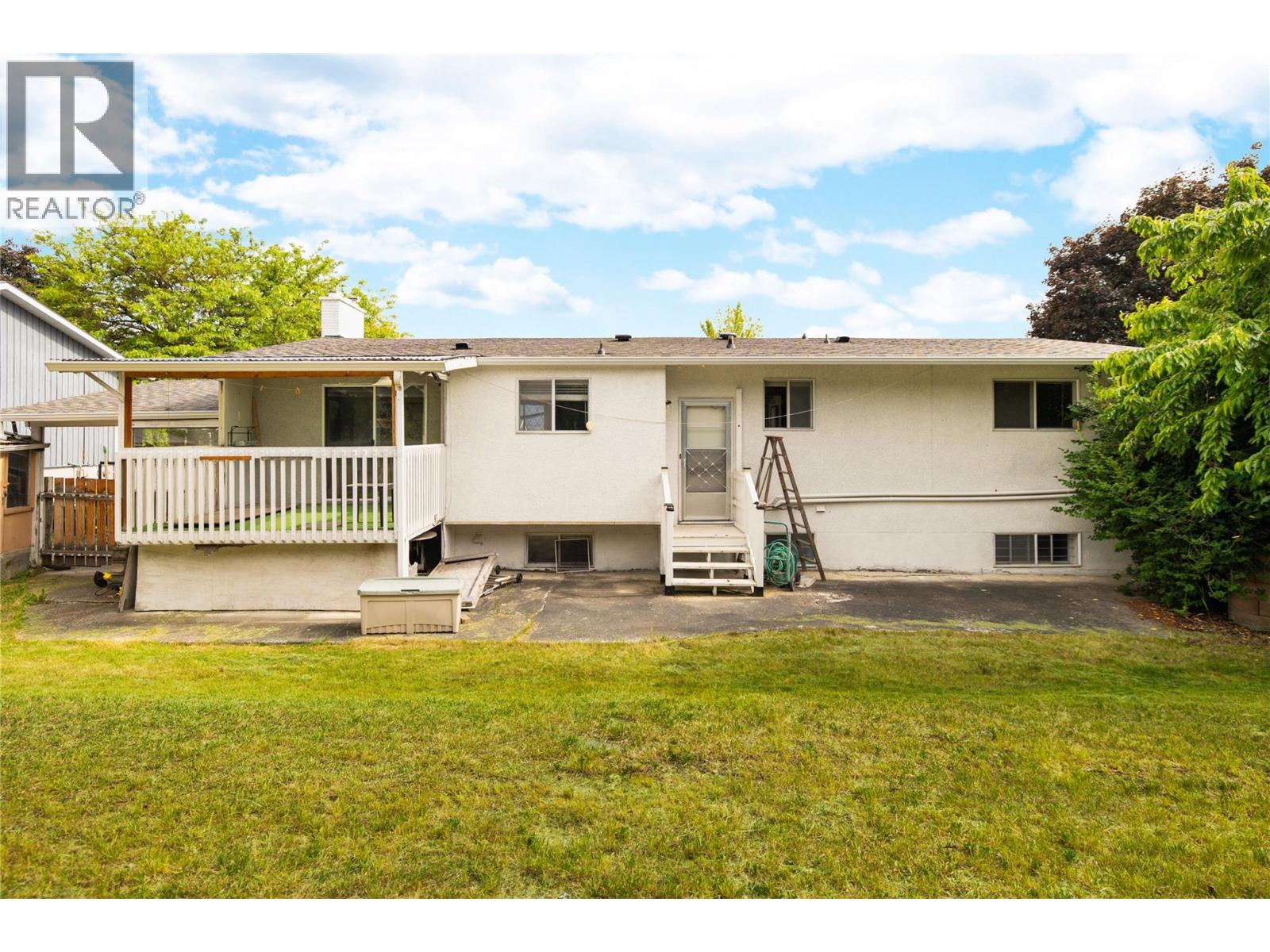 1738 Smithson Drive