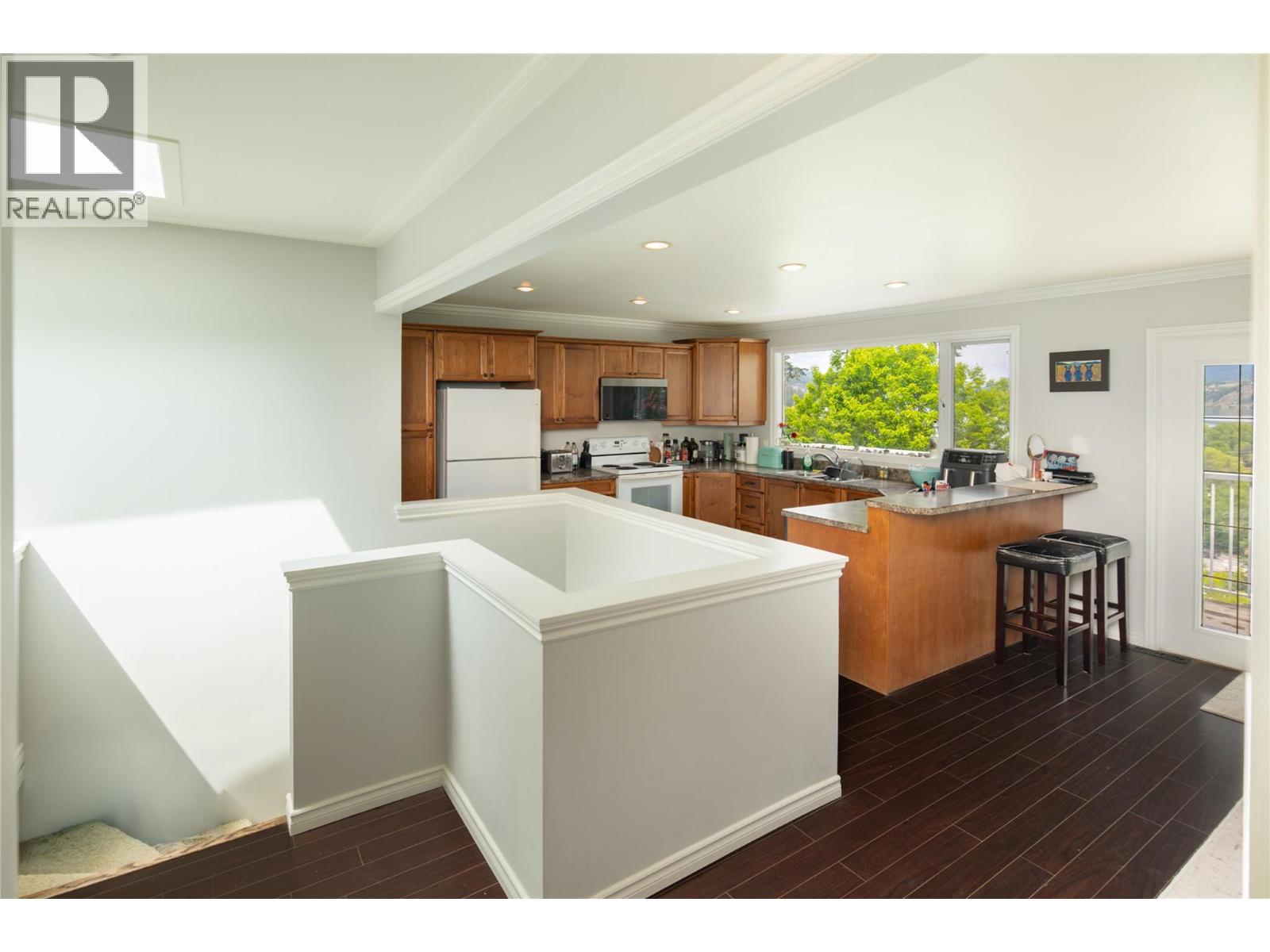 11251 ROBERTS Road