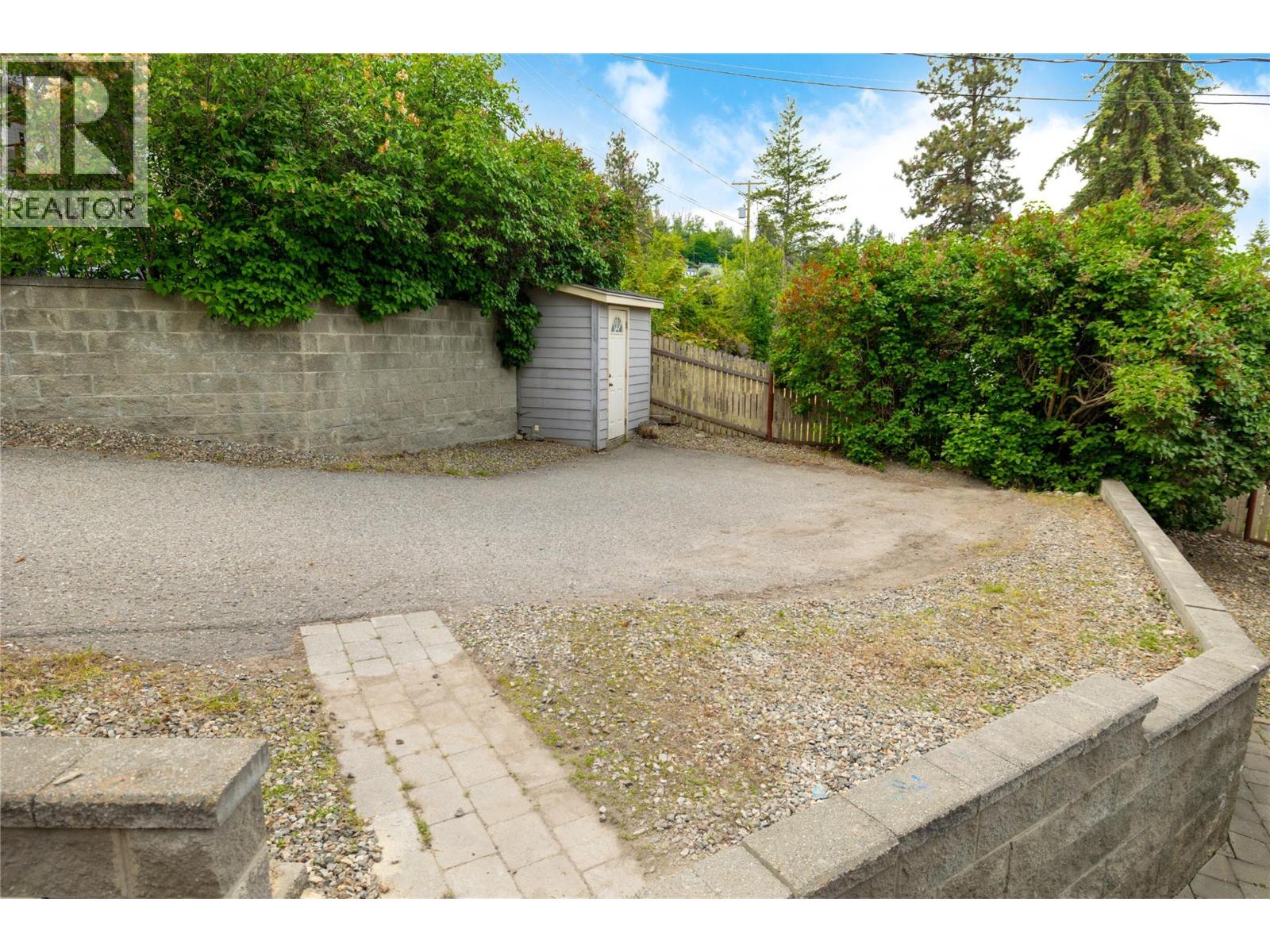 11251 ROBERTS Road