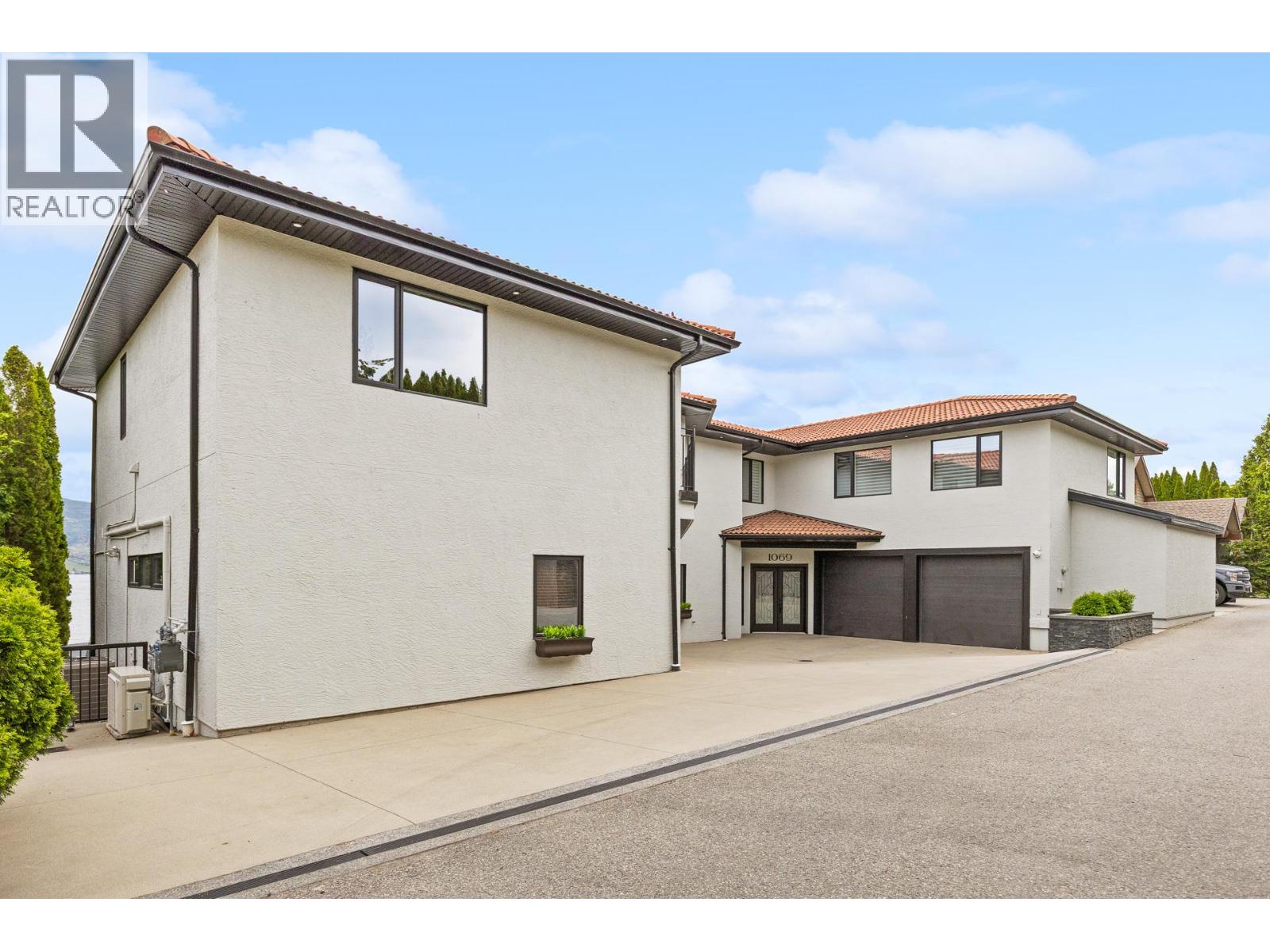 1069 Sunnyside Road