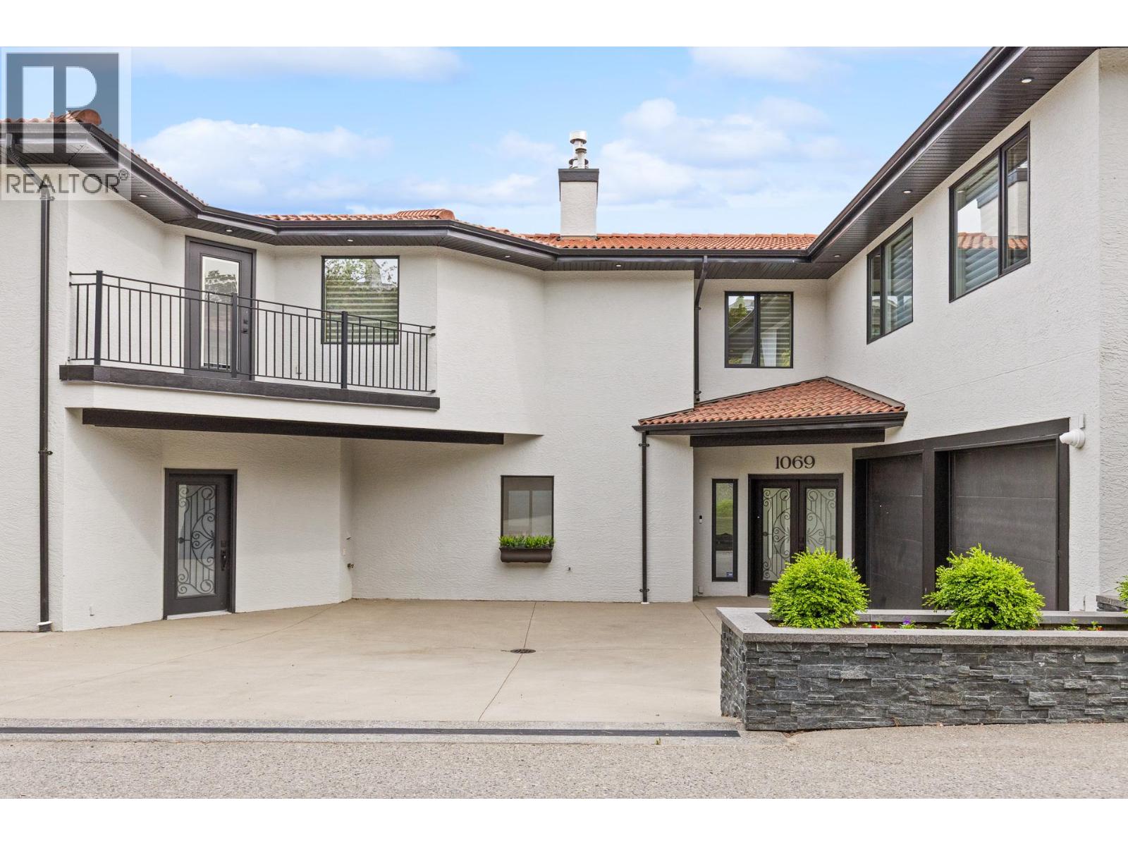 1069 Sunnyside Road