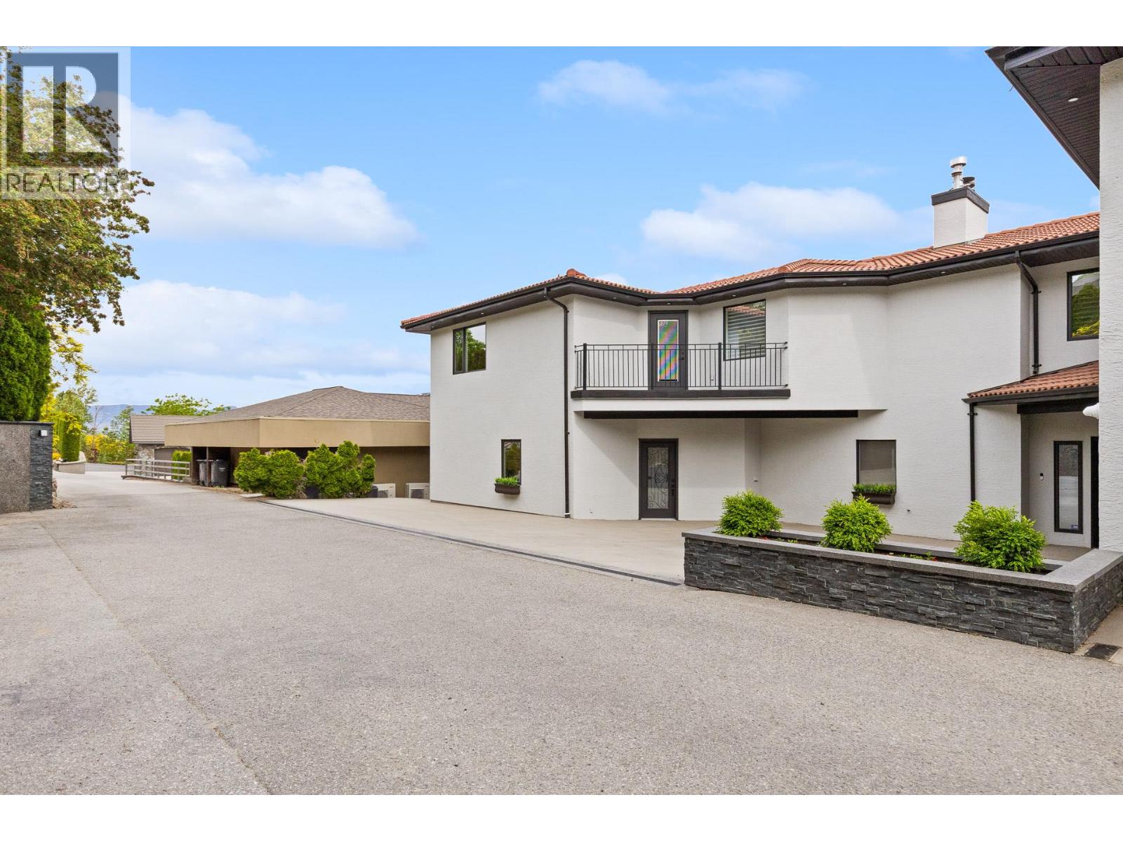 1069 Sunnyside Road