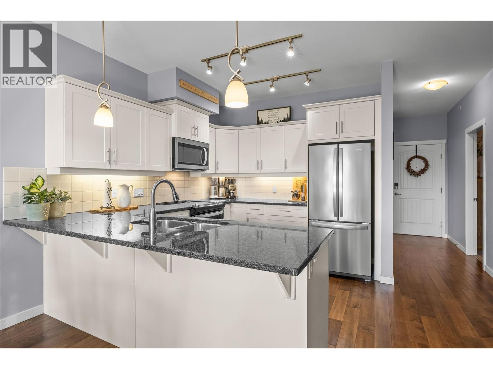 3735 Casorso Road Unit# 410