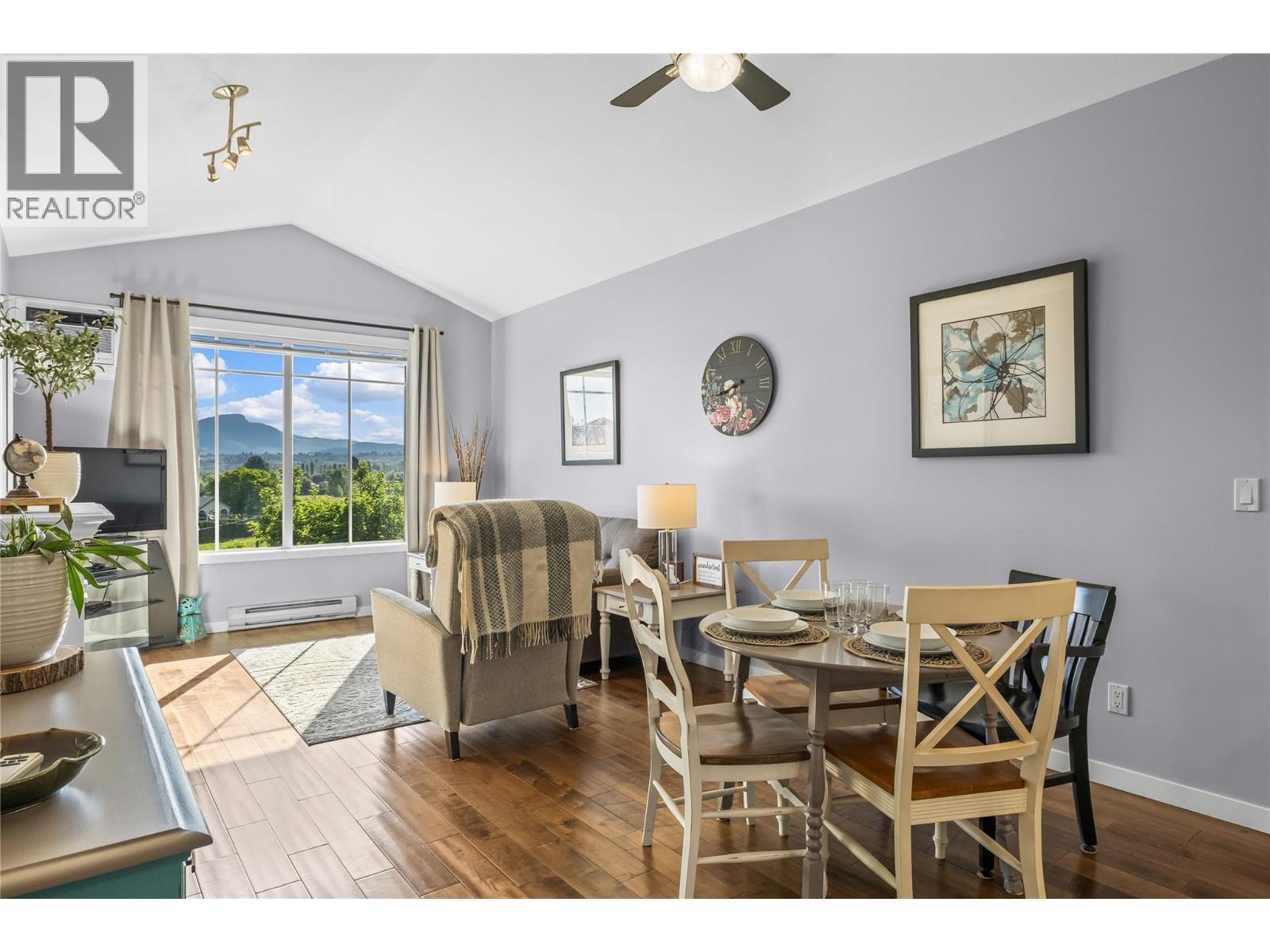 3735 Casorso Road Unit# 410