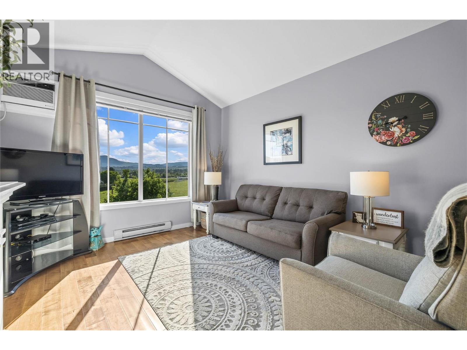3735 Casorso Road Unit# 410