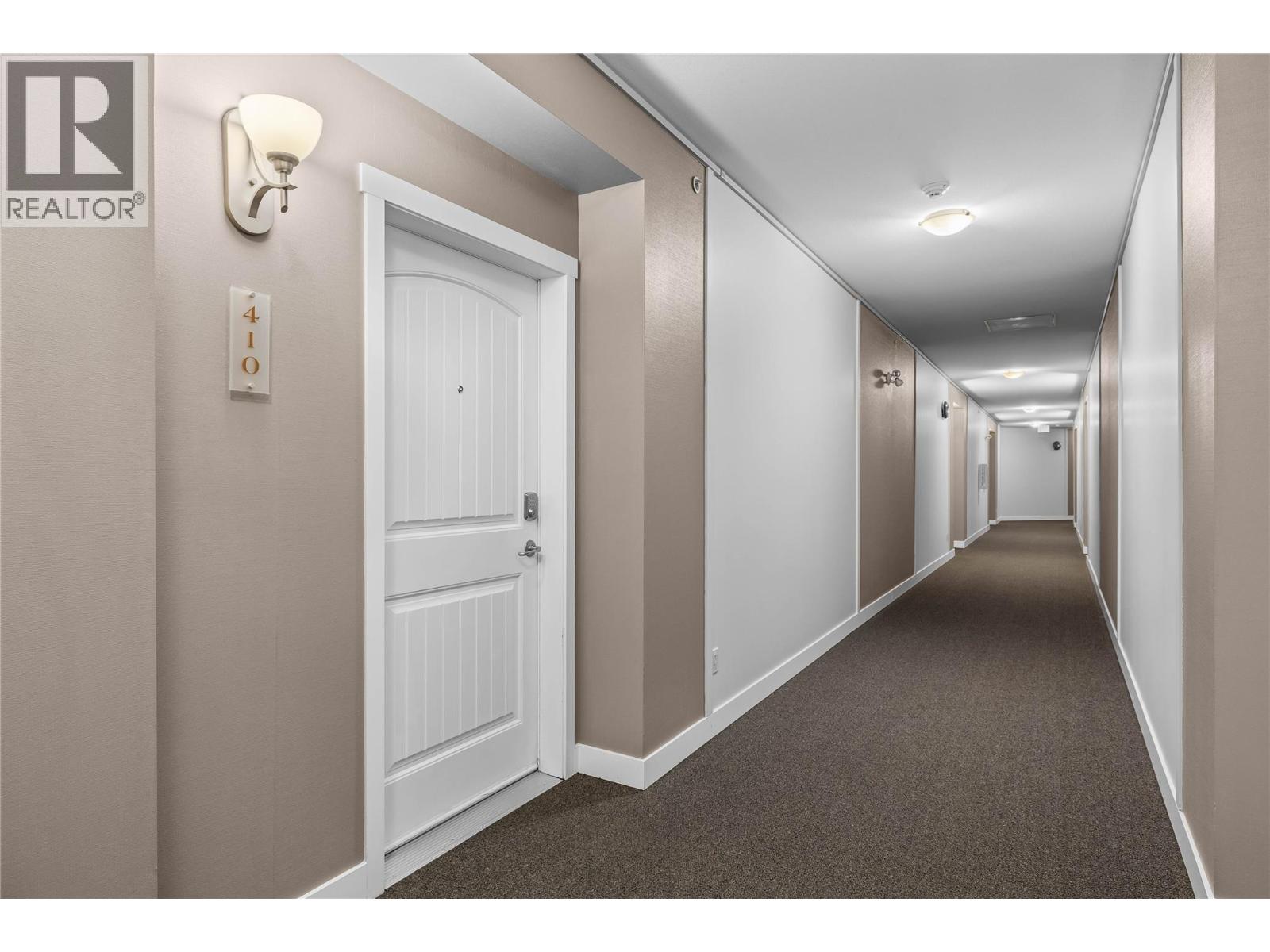 3735 Casorso Road Unit# 410