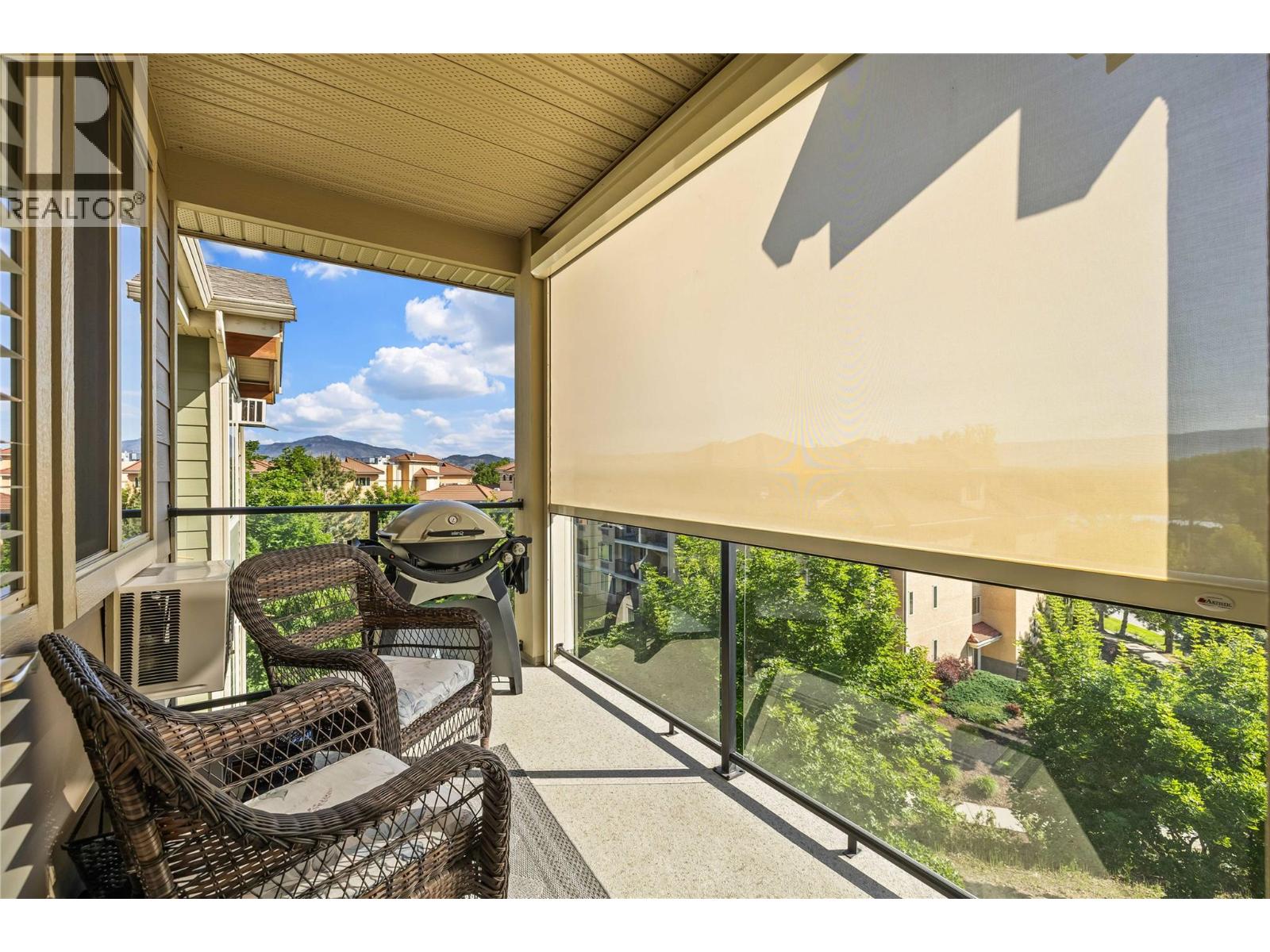 3735 Casorso Road Unit# 410