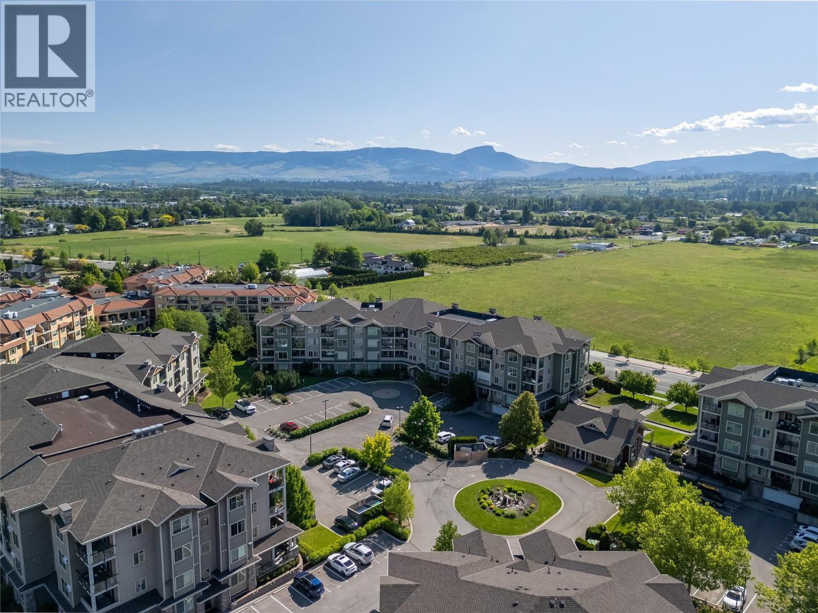 3735 Casorso Road Unit# 410