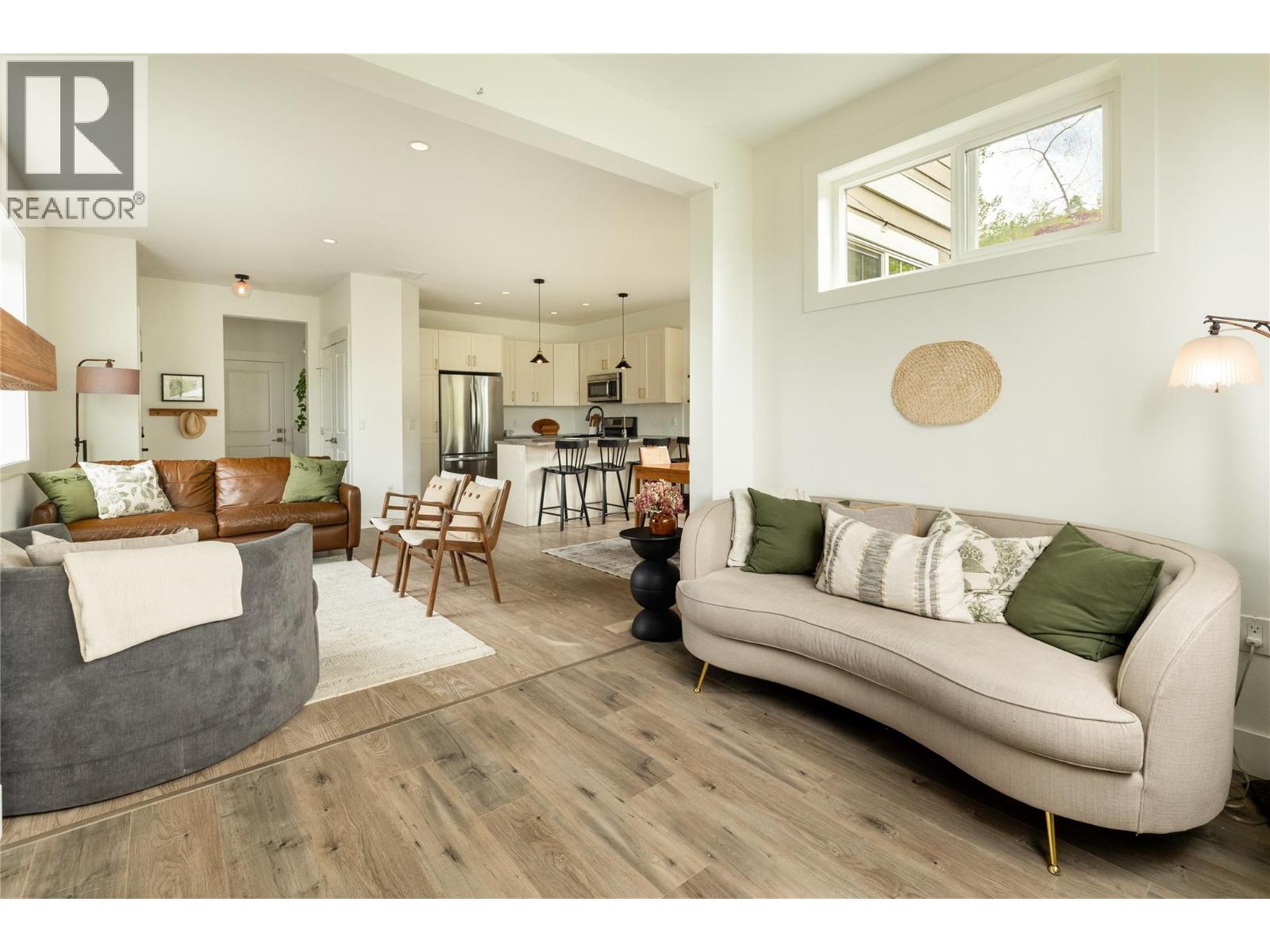 1209 Bergamot Avenue