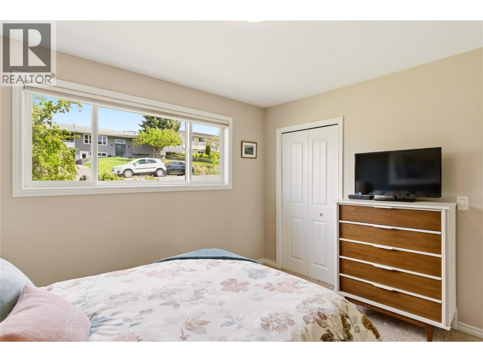 869 McKenzie Road