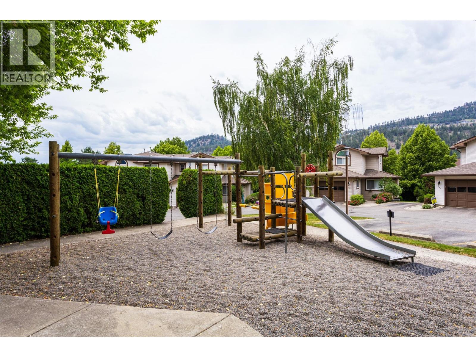 133 Wyndham Crescent Unit# 115