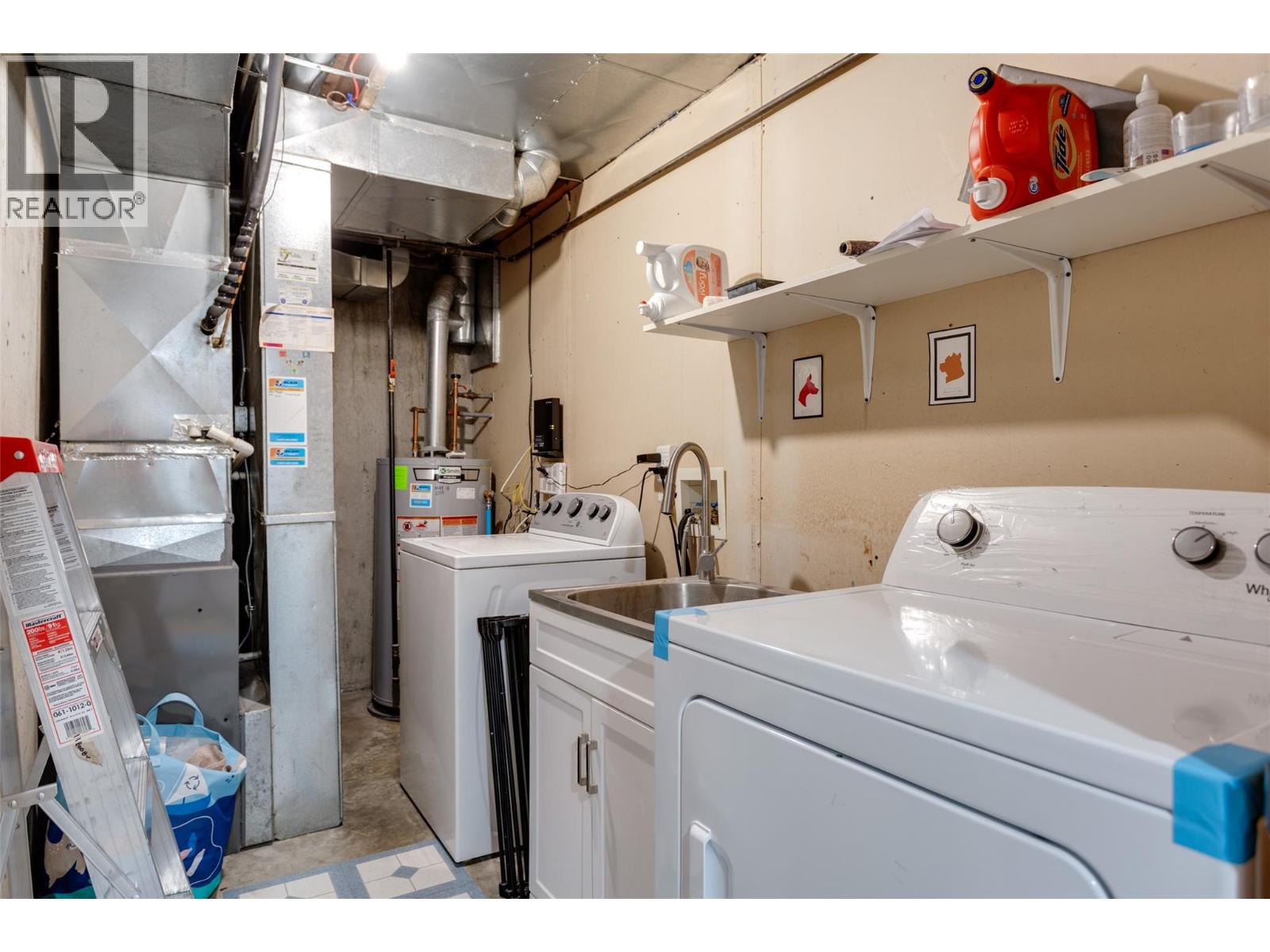 133 Wyndham Crescent Unit# 115