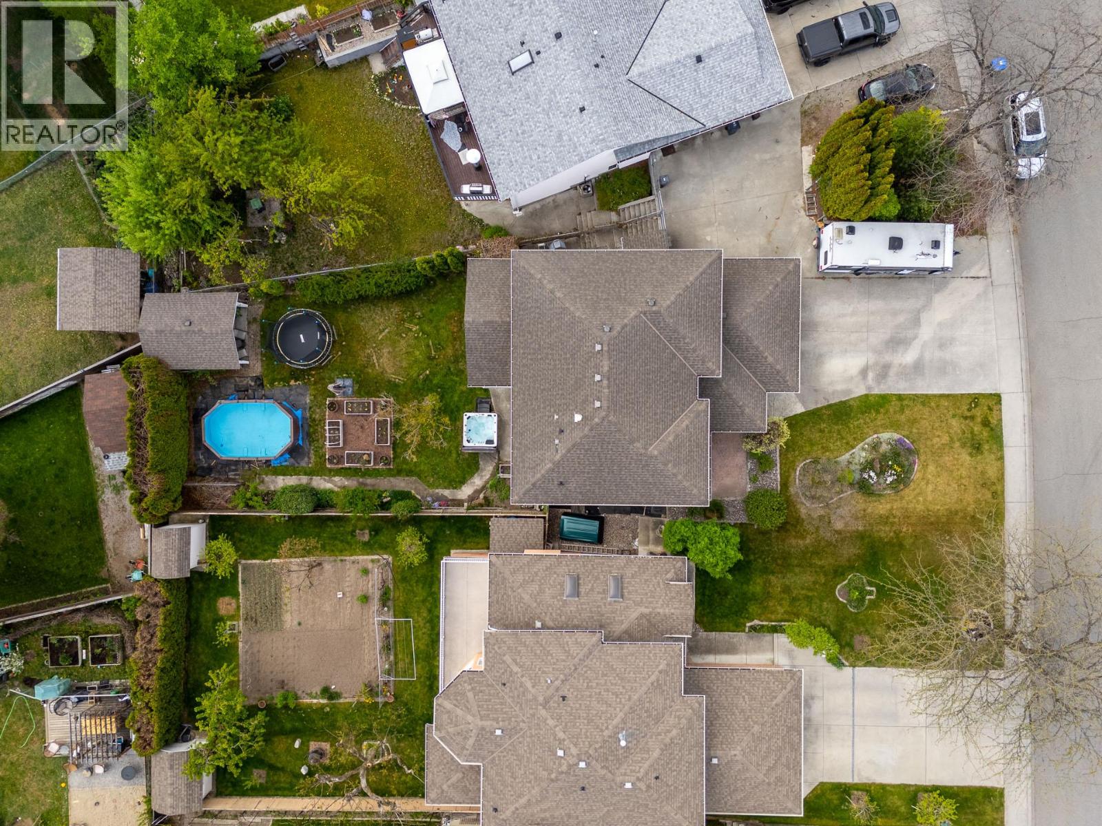 845 Hollydell Road