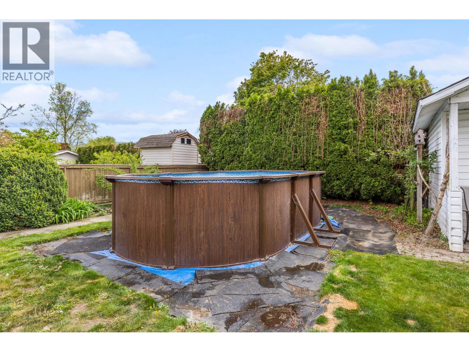 845 Hollydell Road