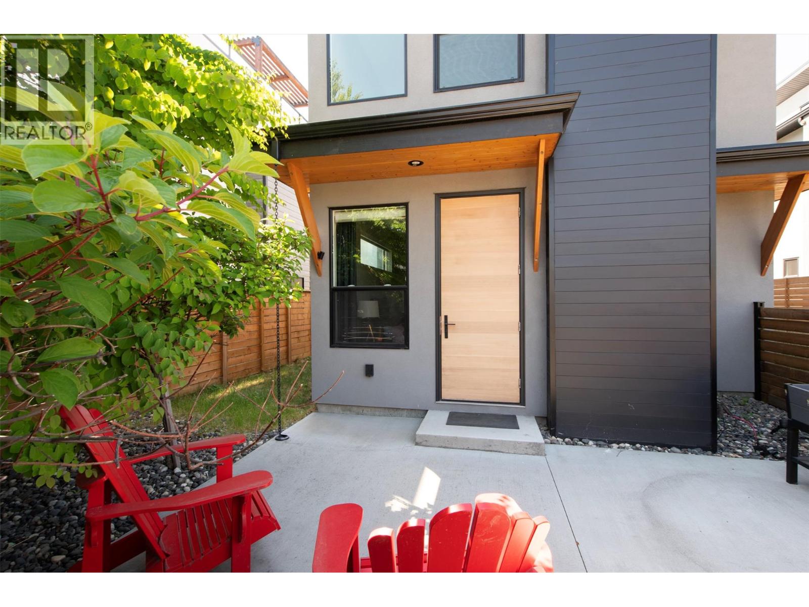 553 Patterson Avenue