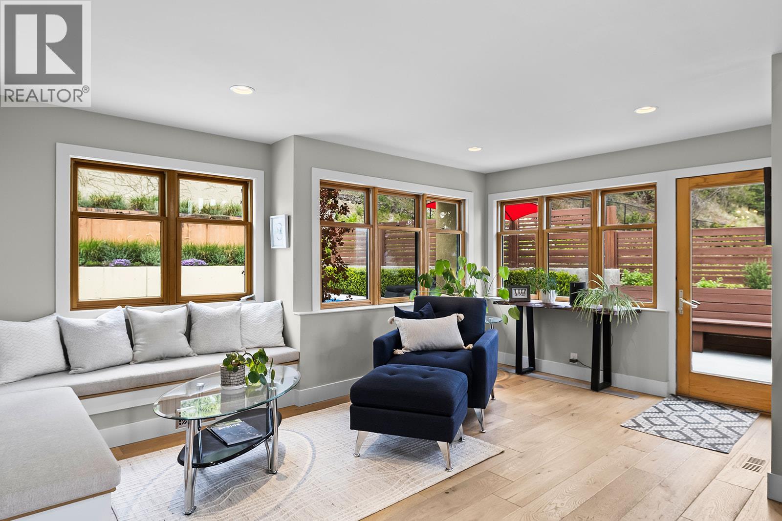 837 Mount Royal Drive