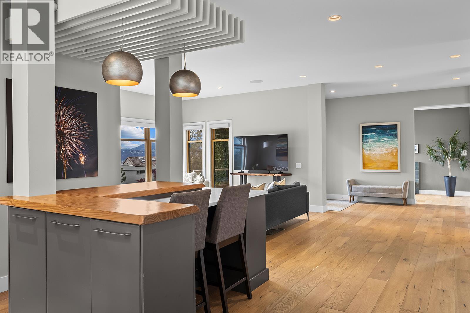 837 Mount Royal Drive