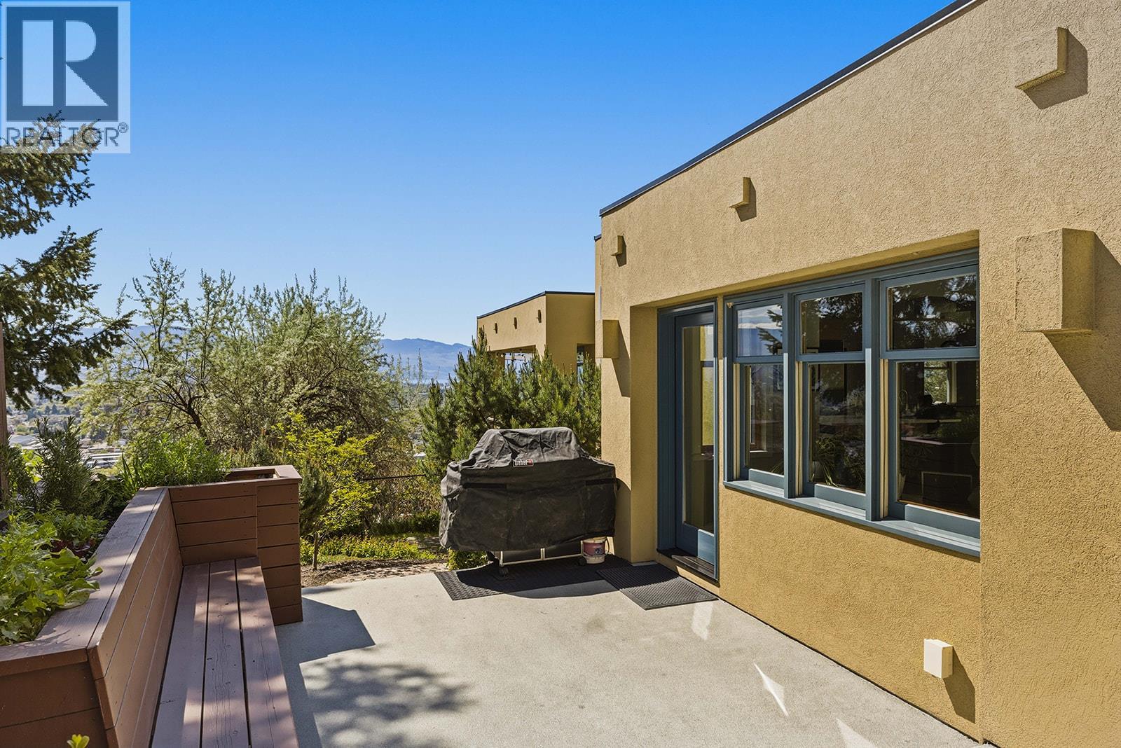 837 Mount Royal Drive