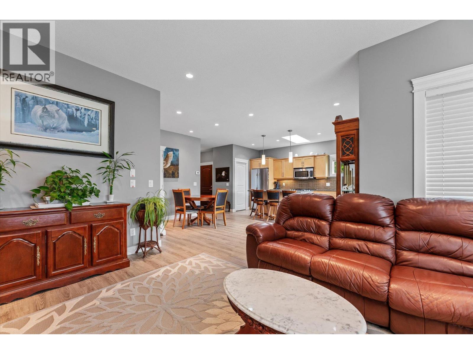 3410 Kingfisher Road