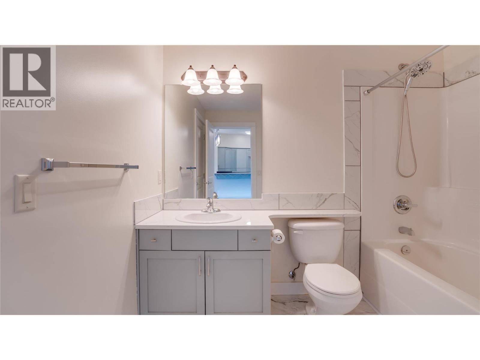 2551 Shoreline Drive Unit# 412