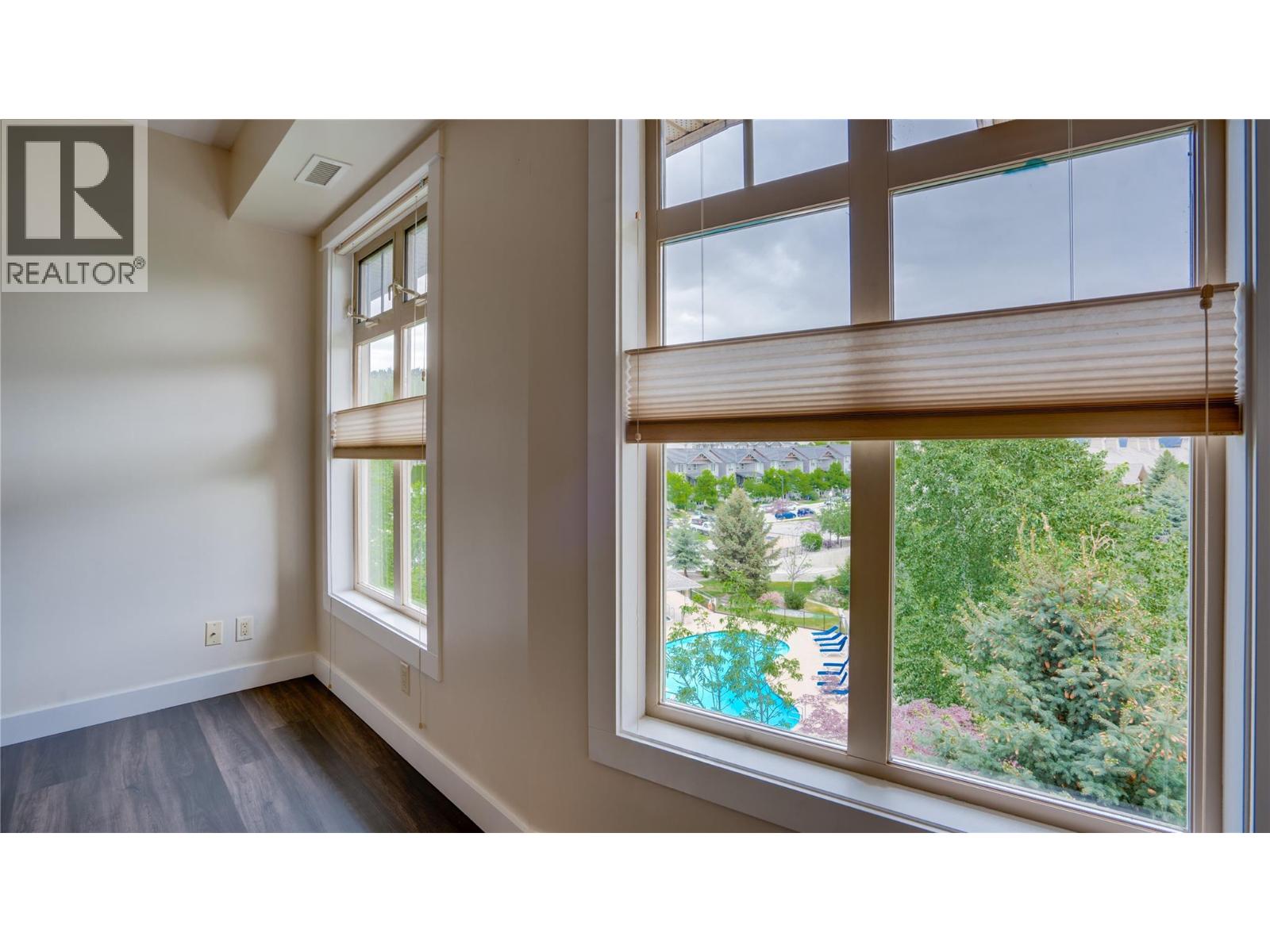 2551 Shoreline Drive Unit# 412