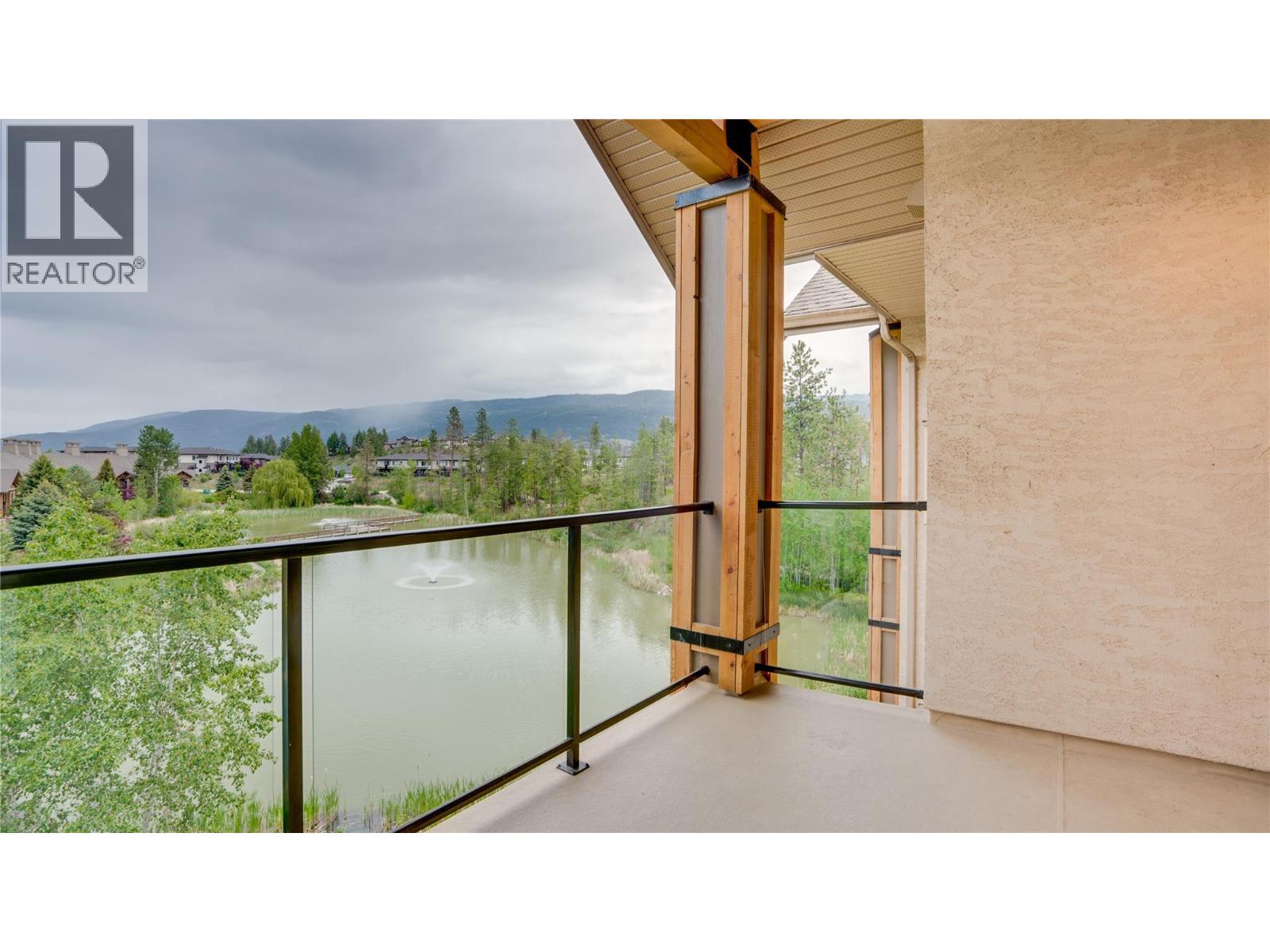 2551 Shoreline Drive Unit# 412