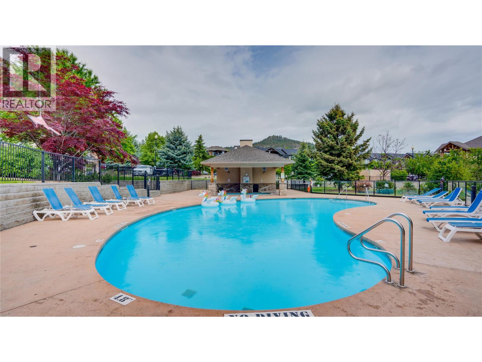 2551 Shoreline Drive Unit# 412