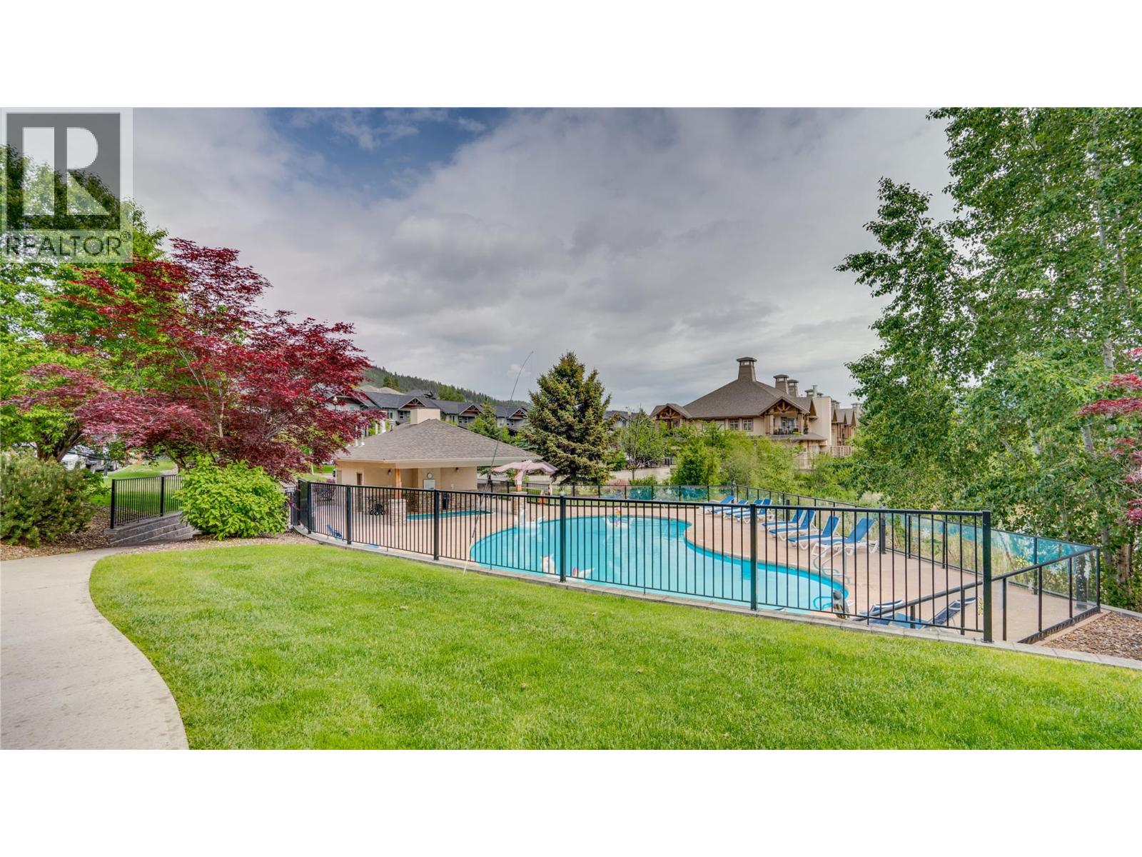 2551 Shoreline Drive Unit# 412