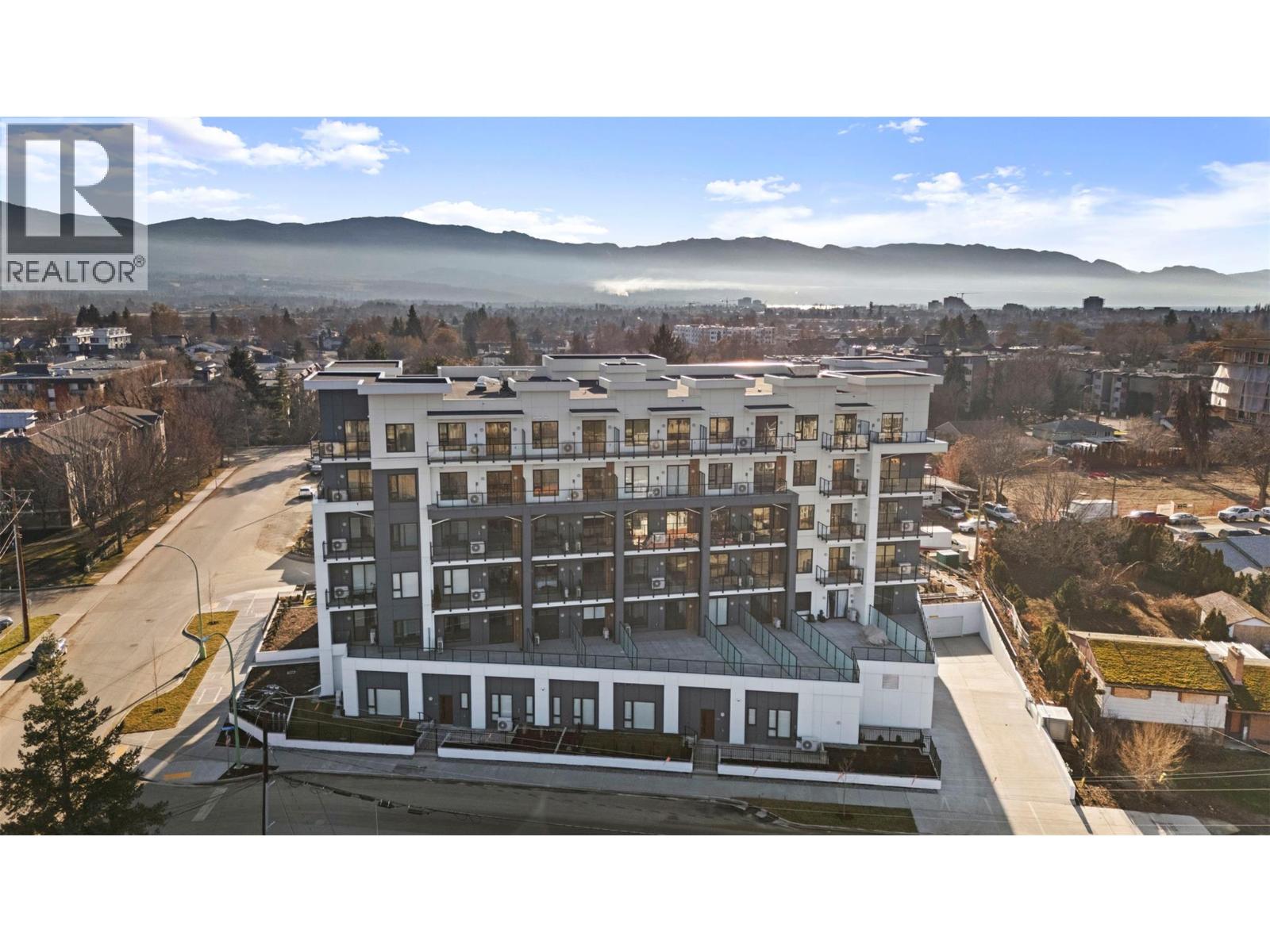 1380 Pridham Avenue Unit# 212