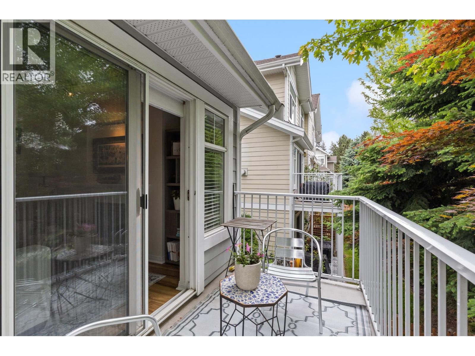1853 Parkview Crescent Unit# 8