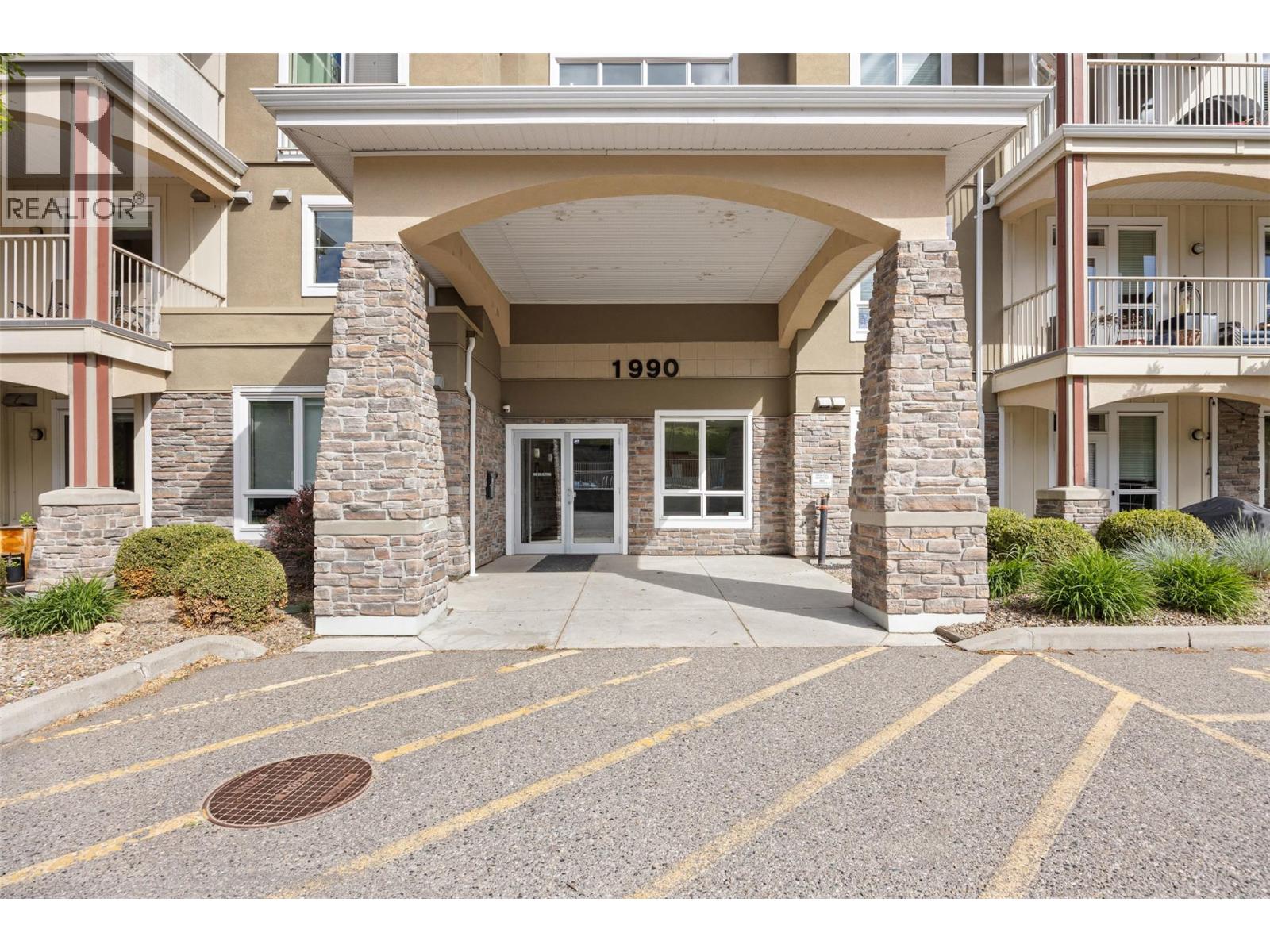 1990 Upper Sundance Drive Unit# 3205 Lot# 54