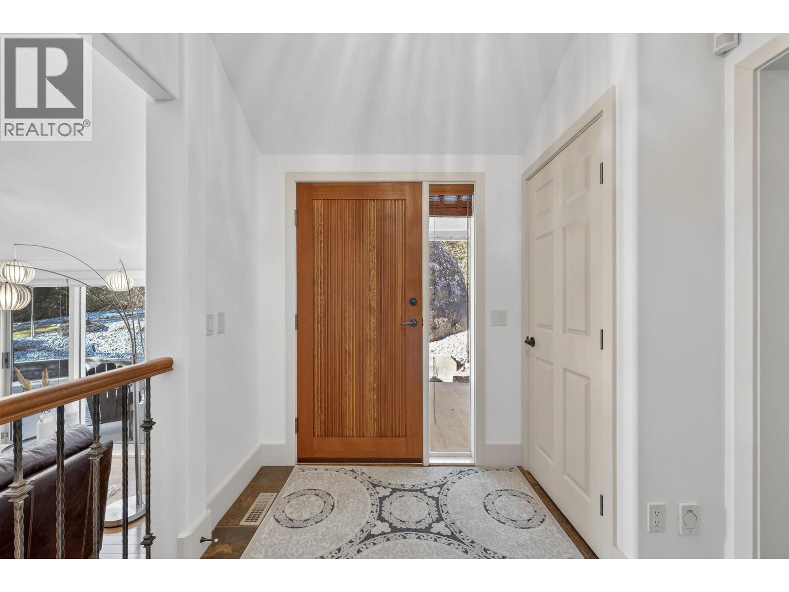 2589 Whitworth Road Unit# 8